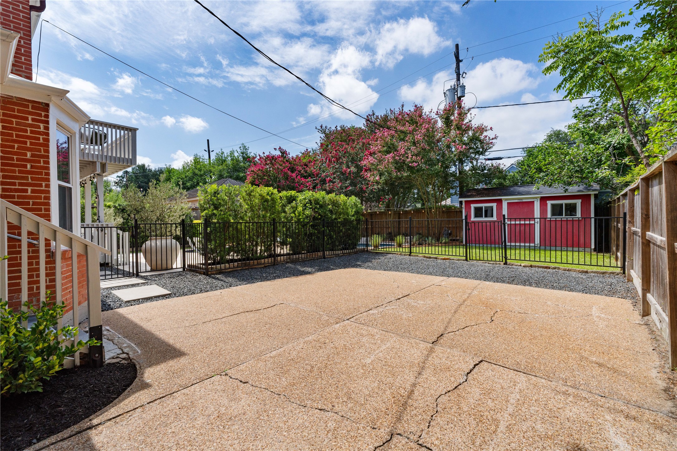 2123 University Boulevard Property Photo 47