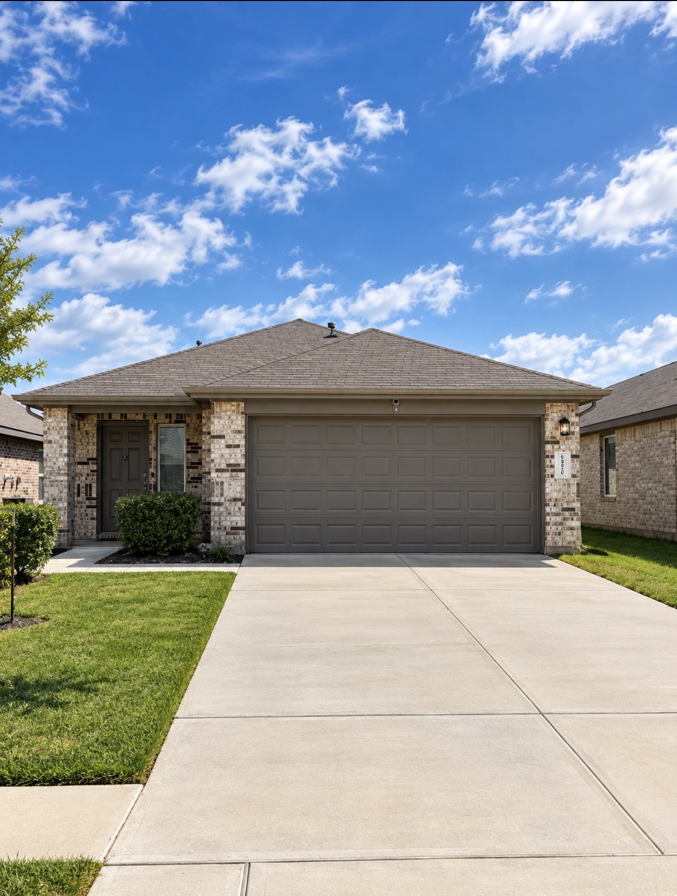 24426 Elmwood Falls Dr Property Photo 1
