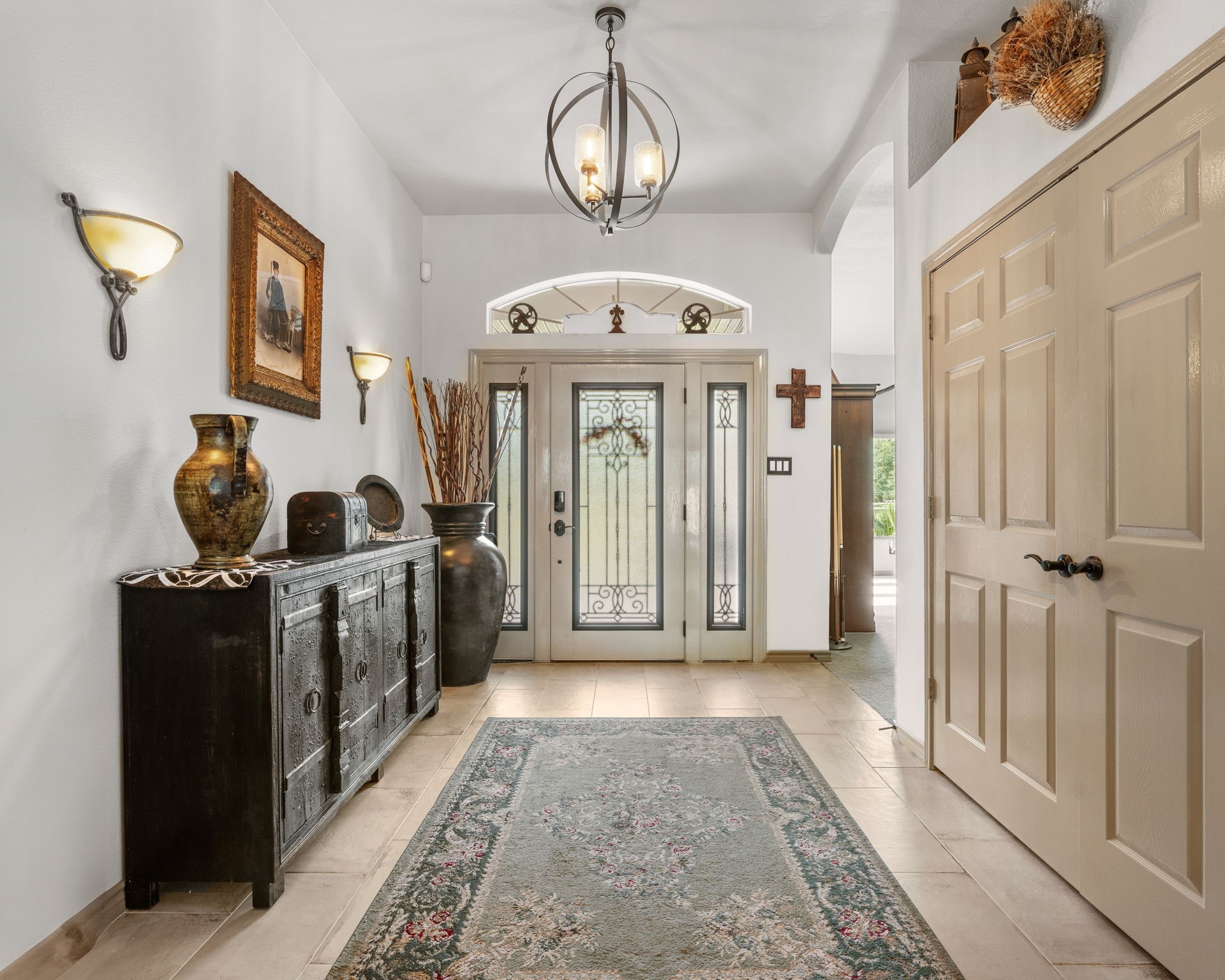 14572 Bridgepoint Court Property Photo 4