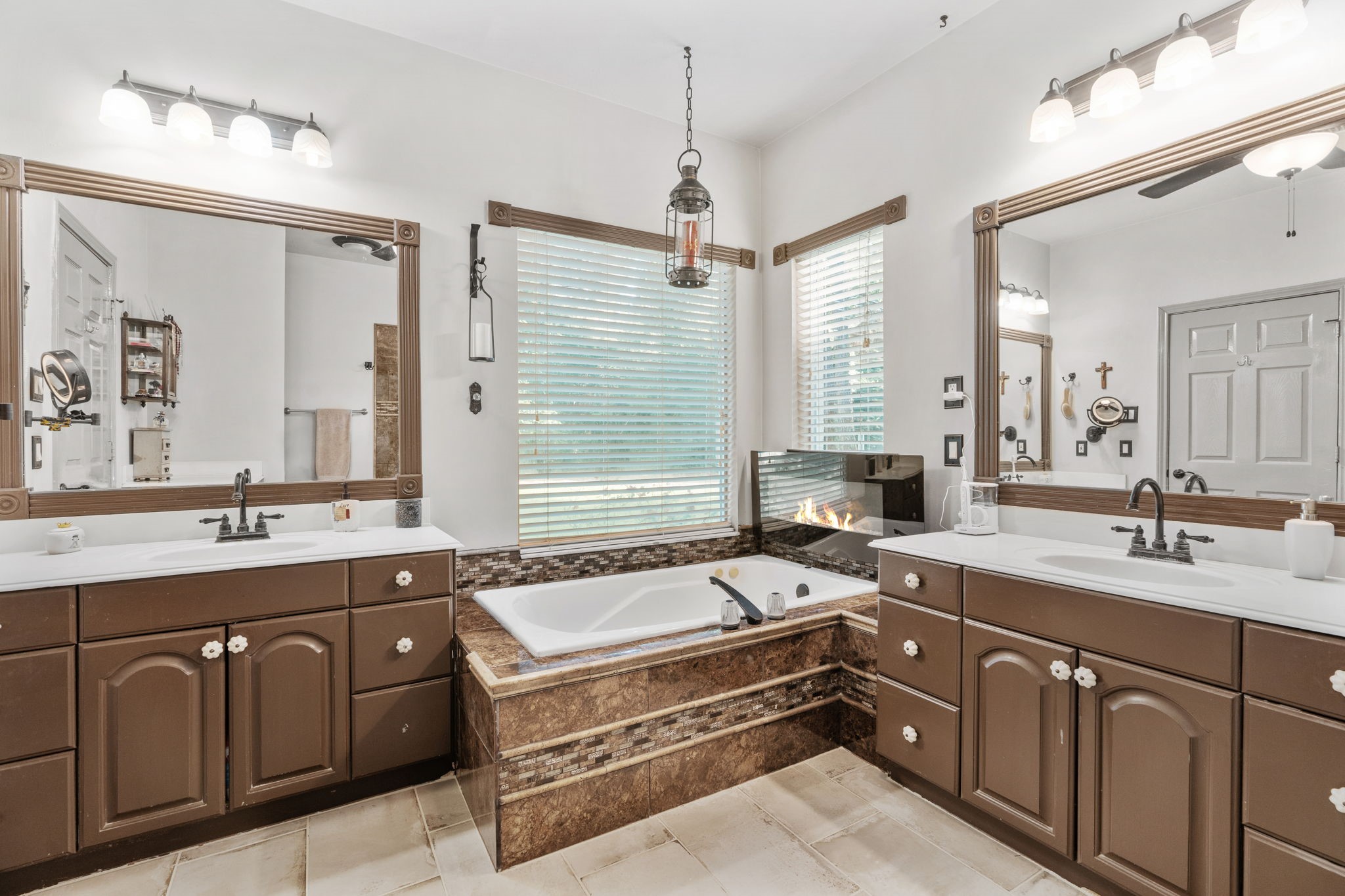 14572 Bridgepoint Court Property Photo 14