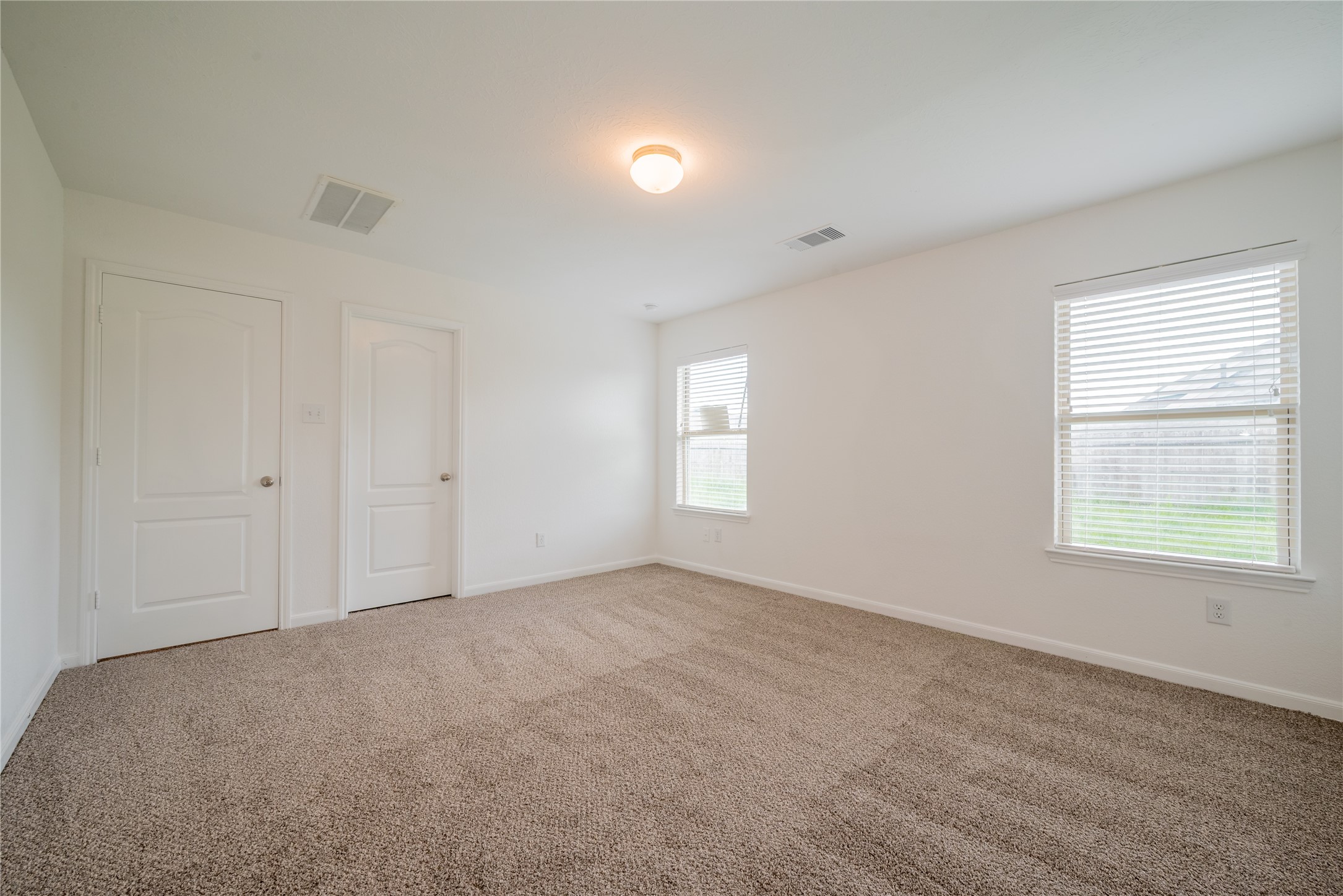 2524 Bryan Park Lane Property Photo 17