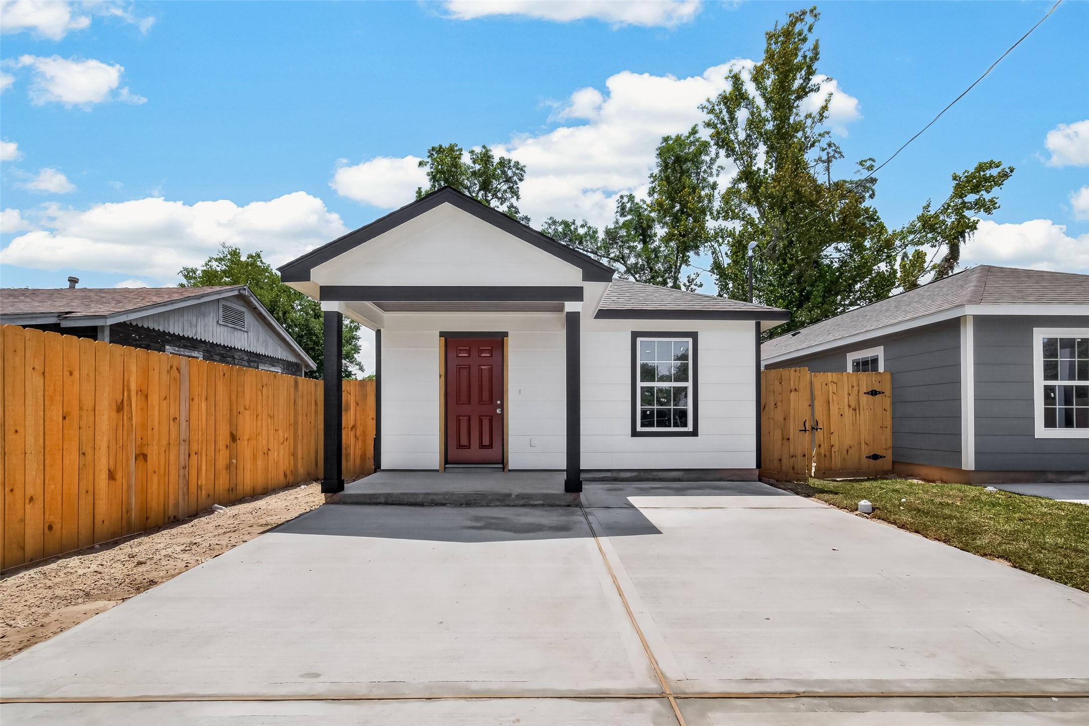 7414 S Hall Street Property Photo 1