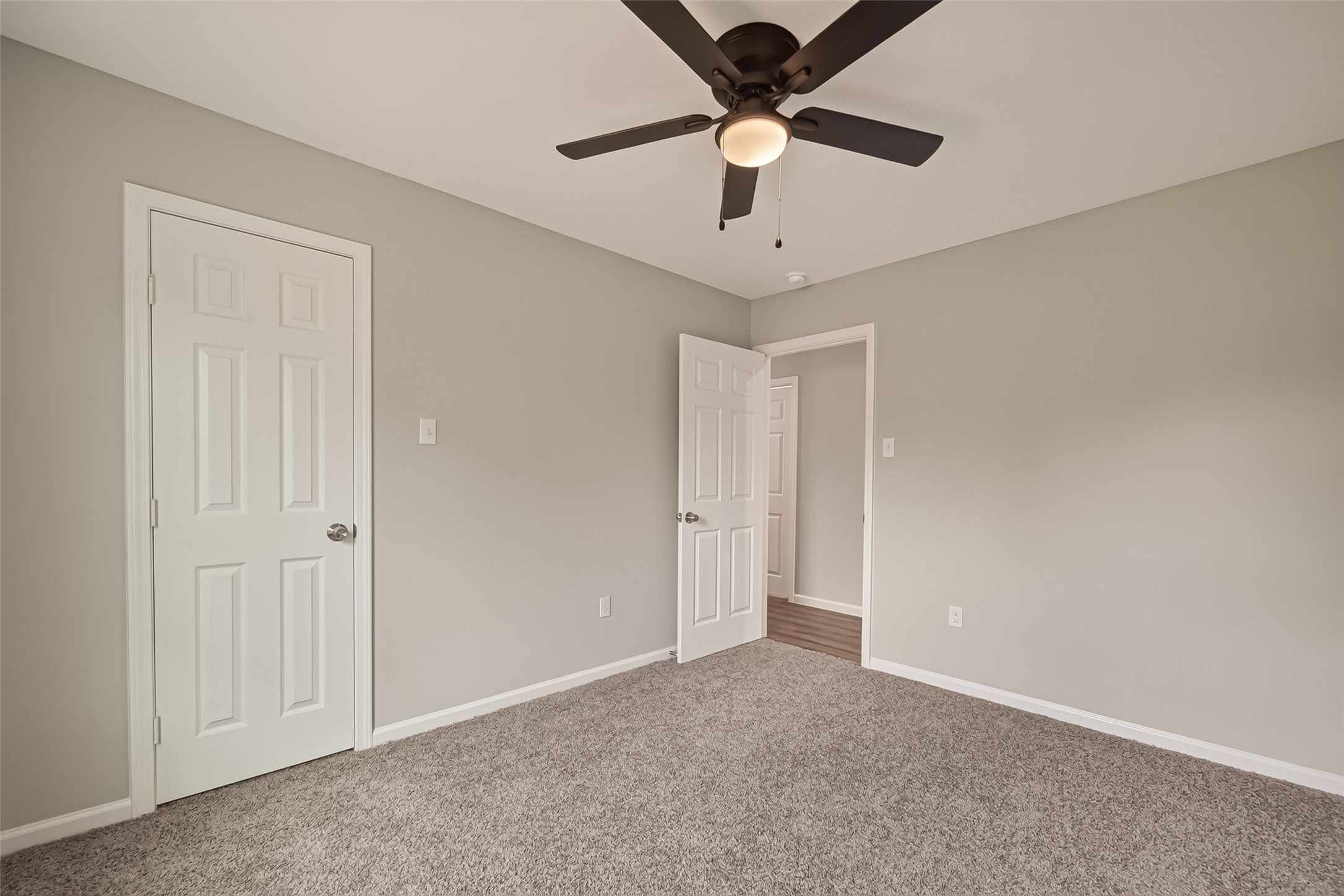 7414 S Hall Street Property Photo 20