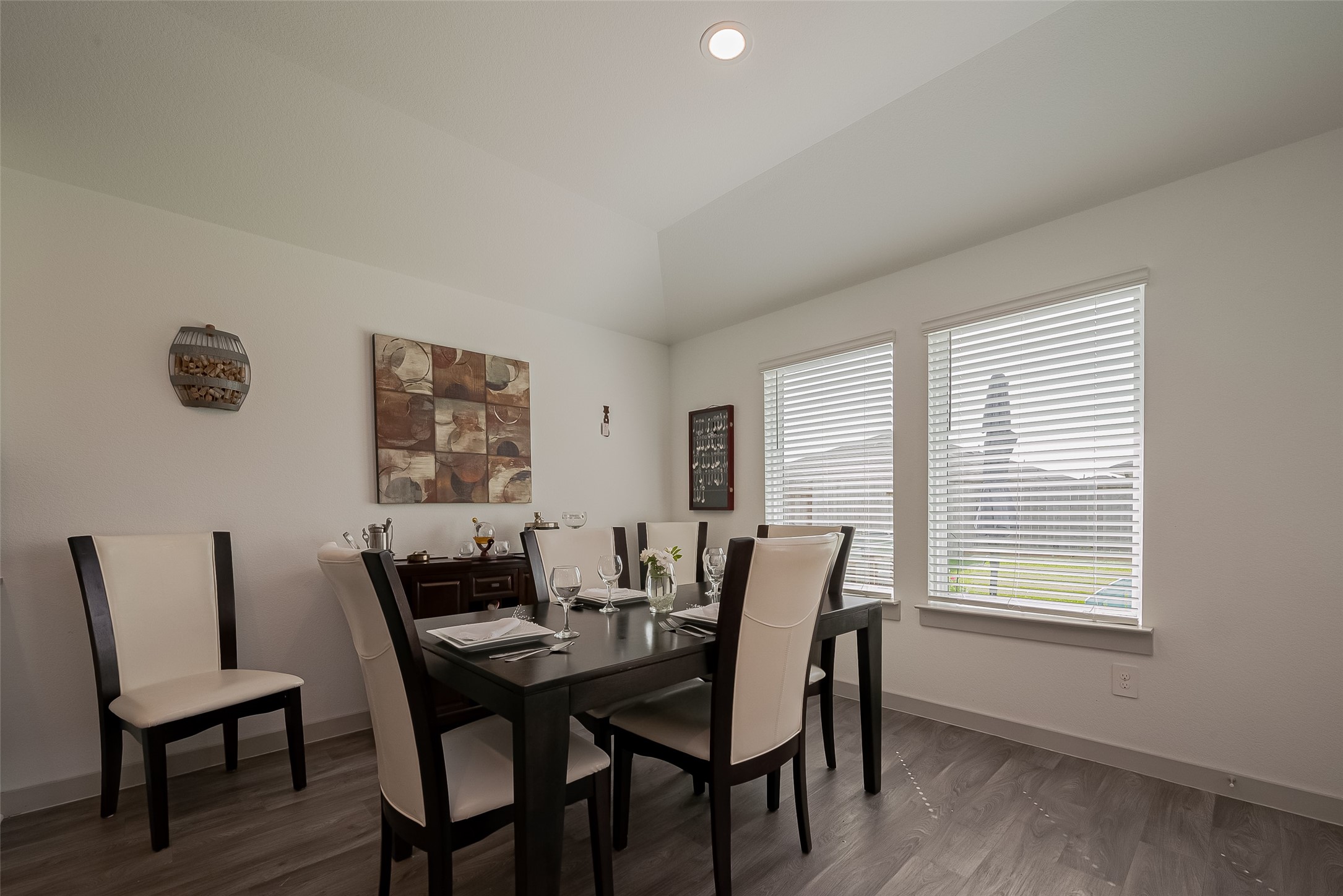 1710 Haven Point Drive Property Photo 9