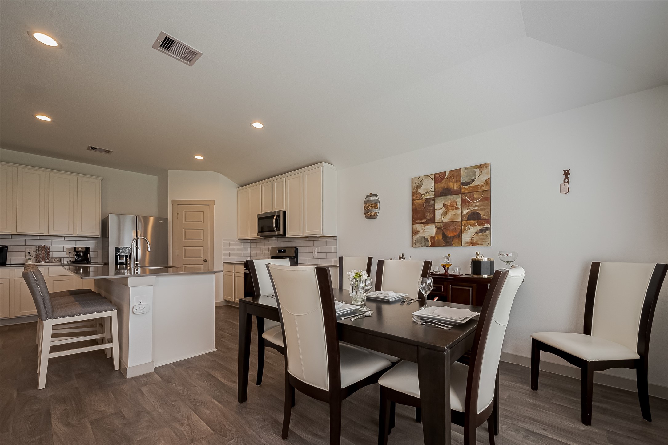 1710 Haven Point Drive Property Photo 10