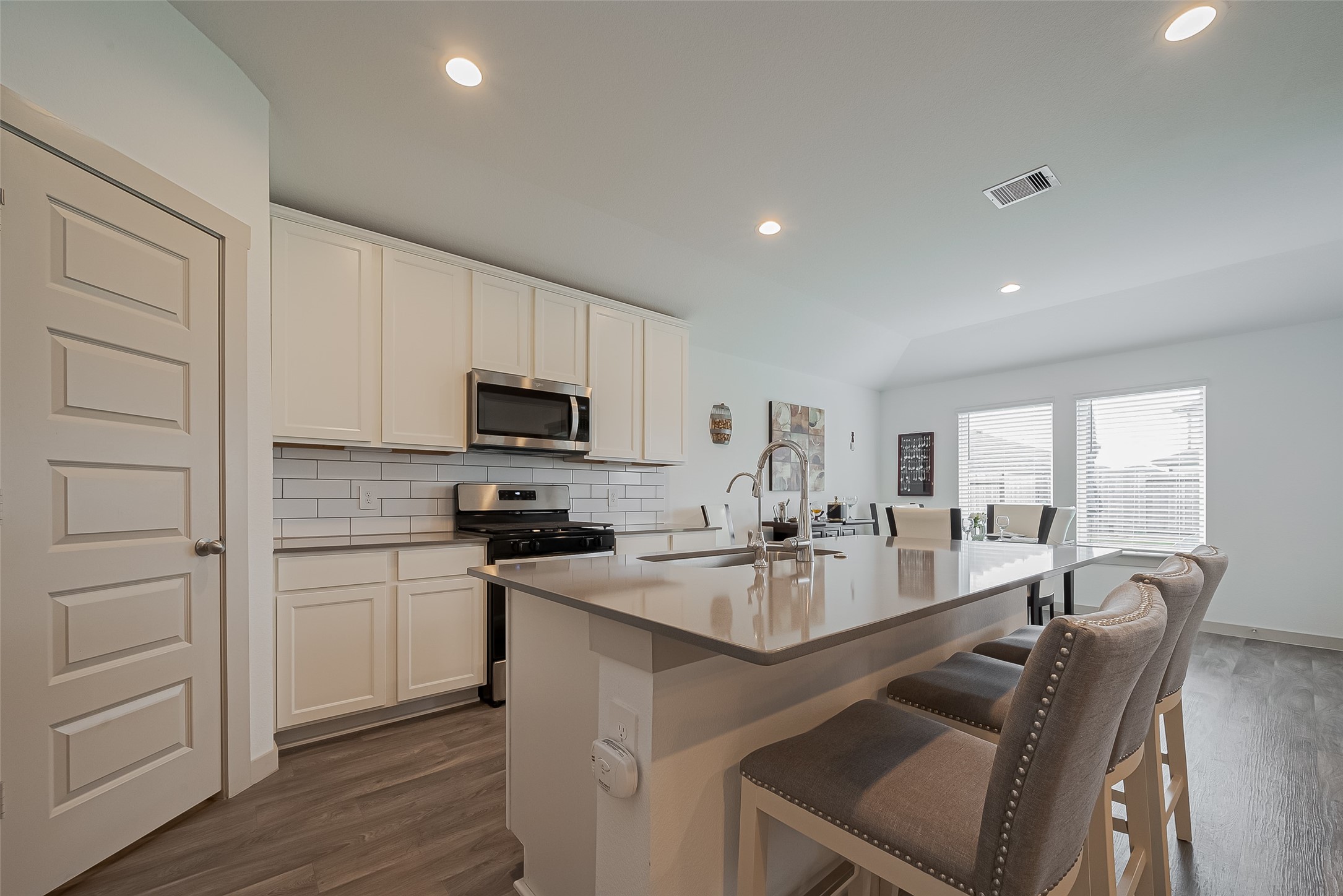 1710 Haven Point Drive Property Photo 17