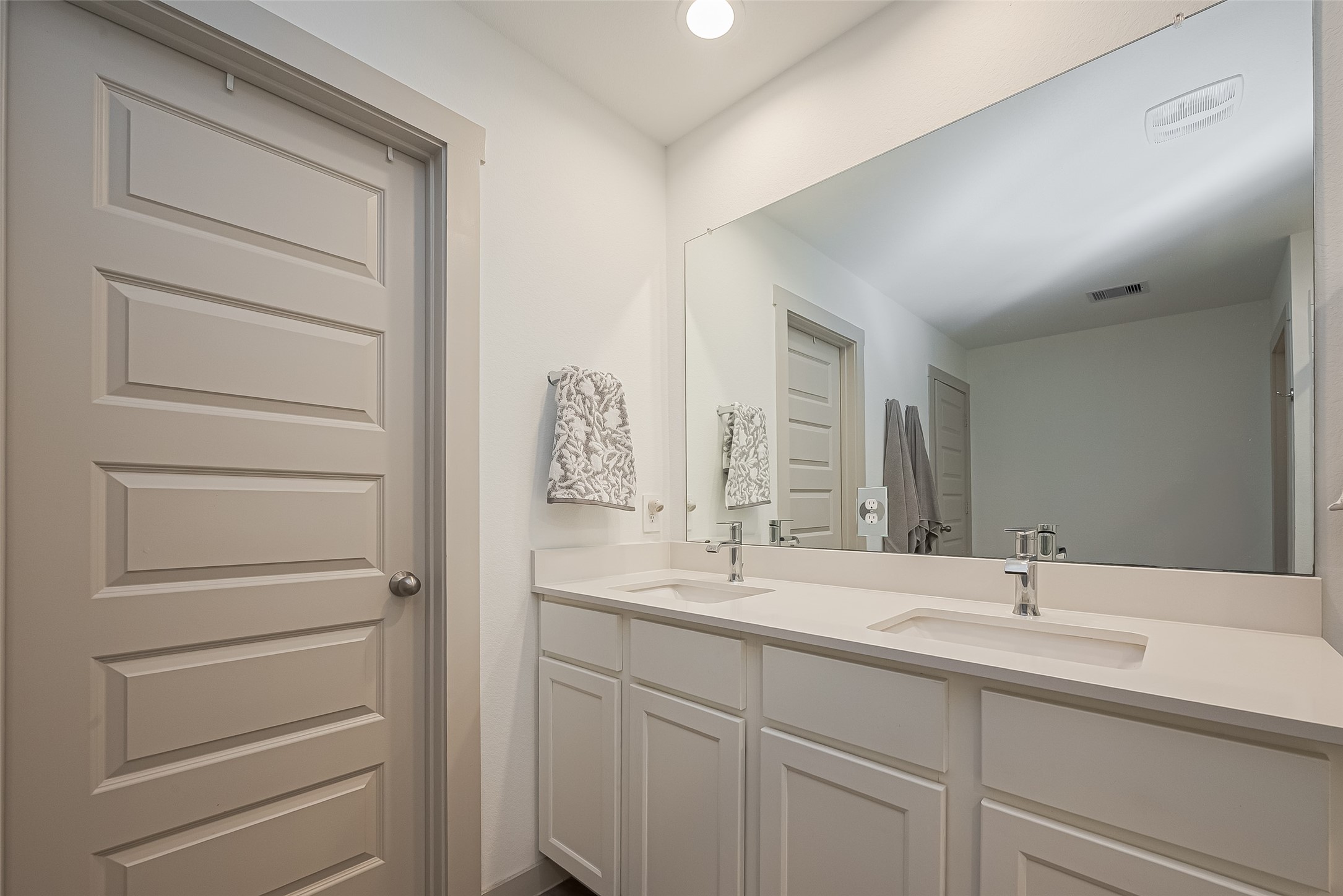 1710 Haven Point Drive Property Photo 34