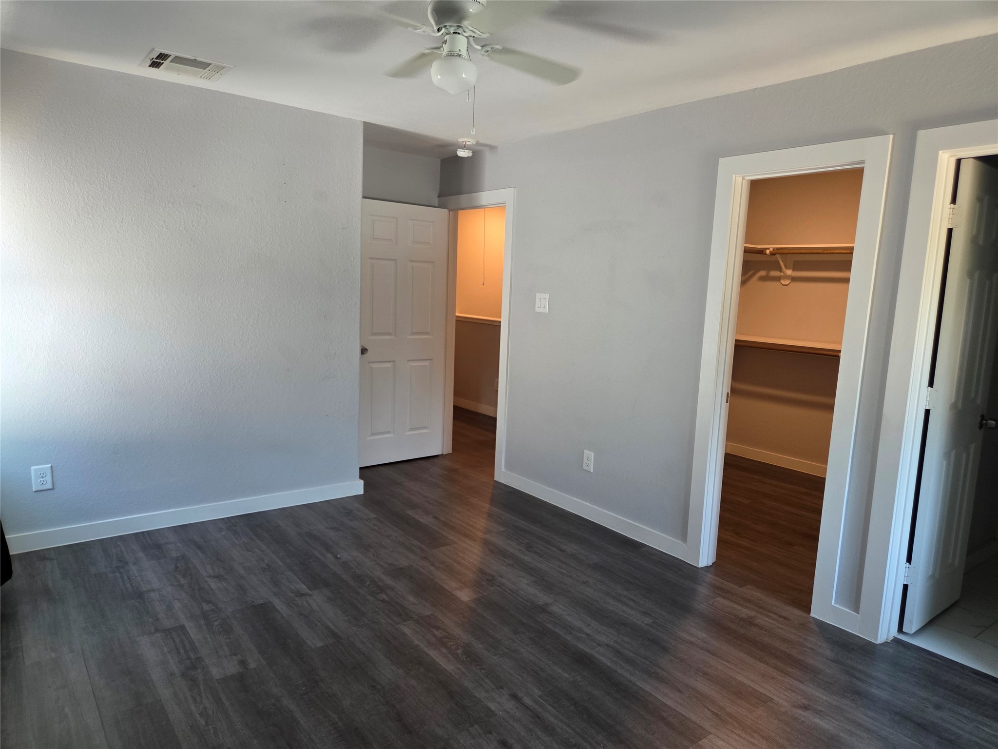 11610 Danford Lane A Property Photo 6