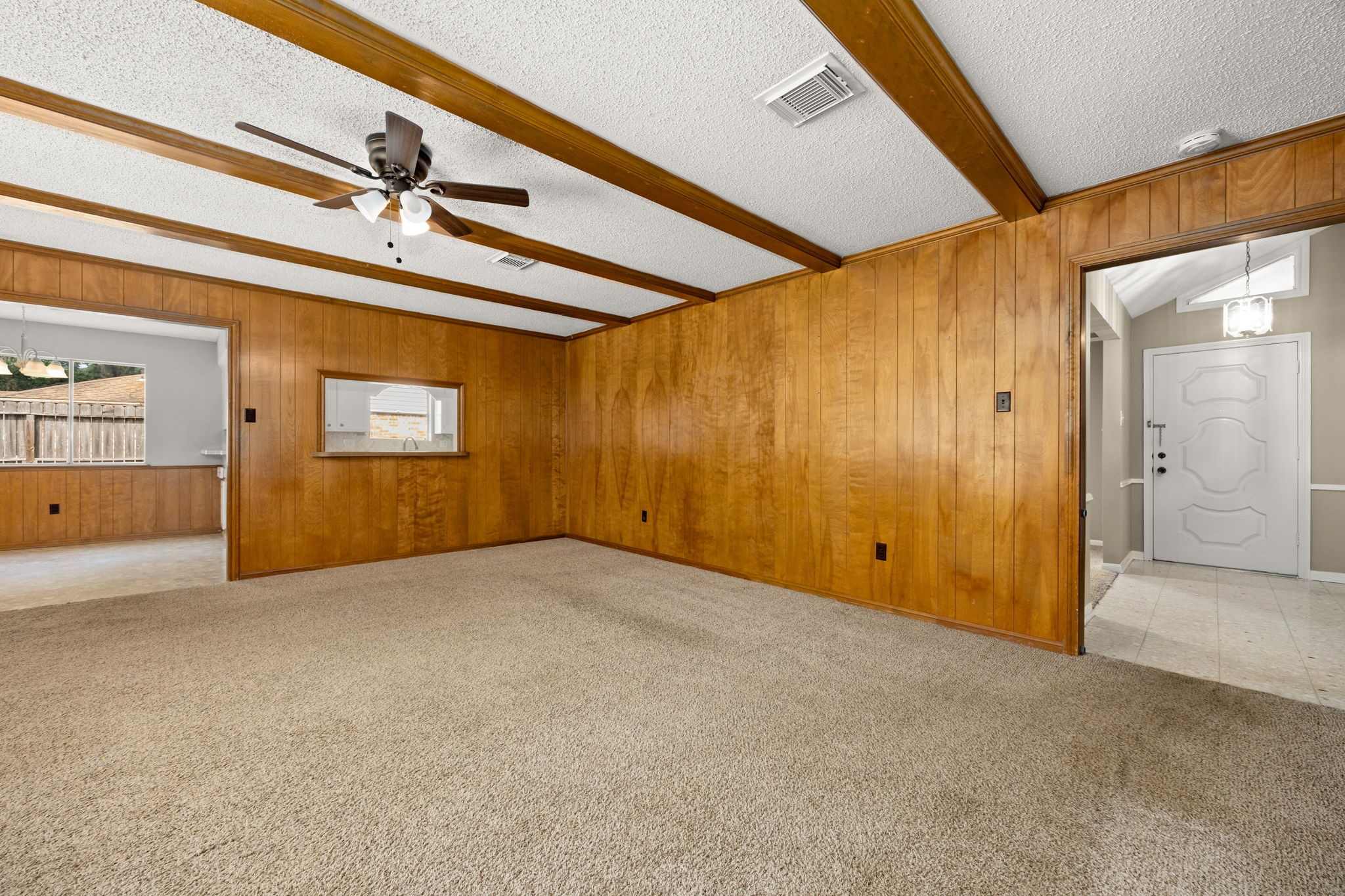 5923 Pebble Springs Drive Property Photo 11