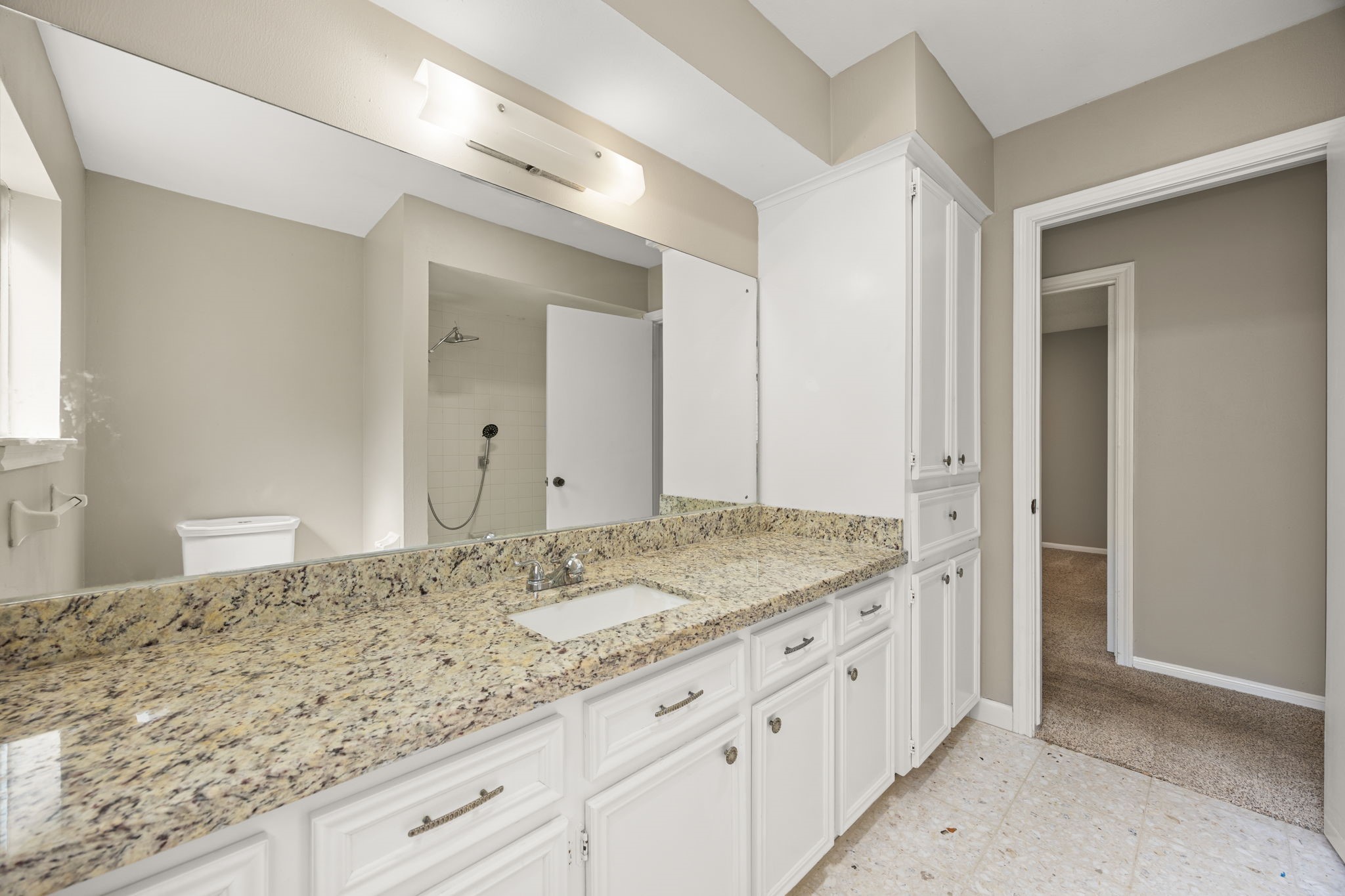 5923 Pebble Springs Drive Property Photo 26