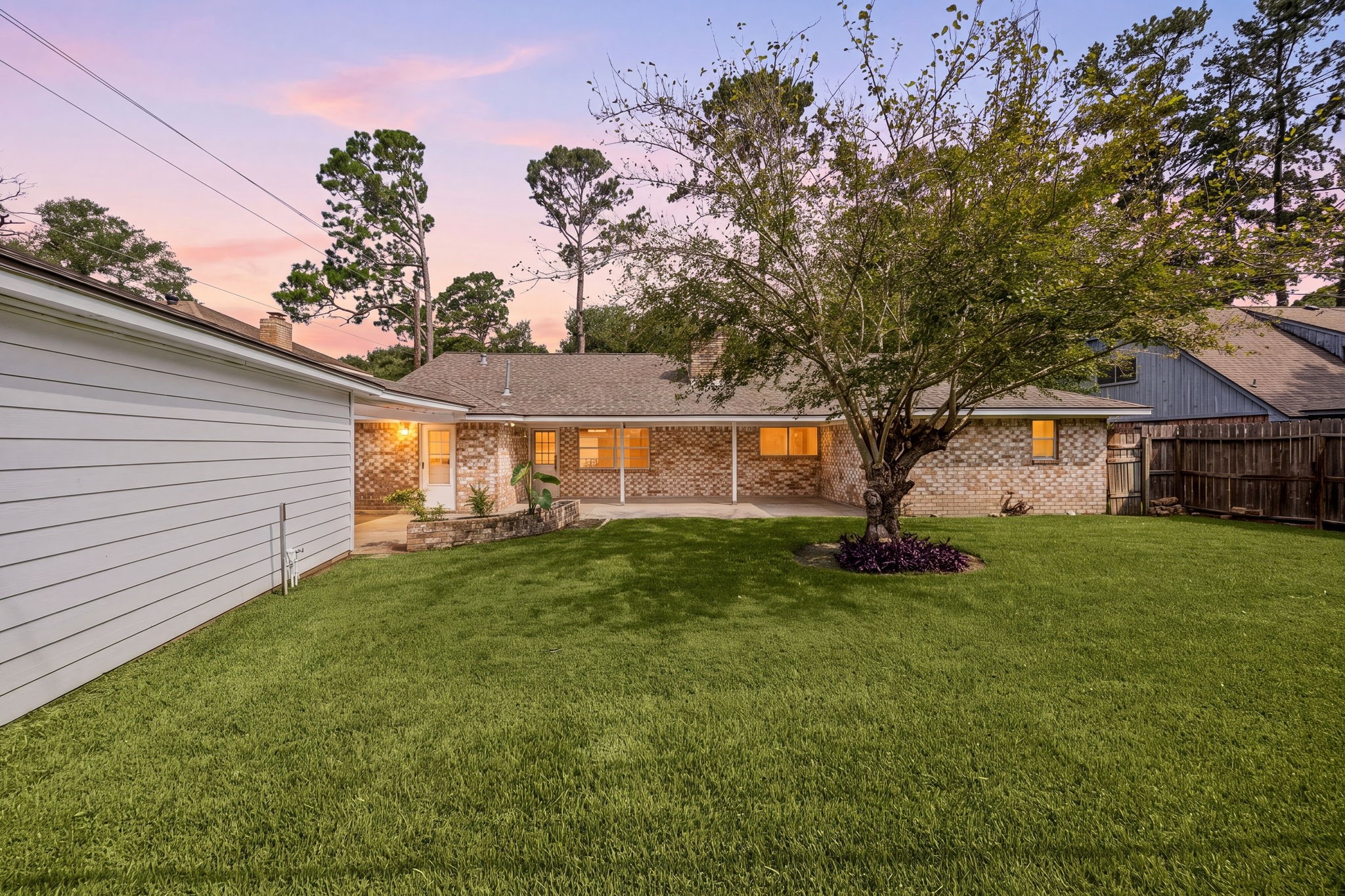 5923 Pebble Springs Drive Property Photo 37