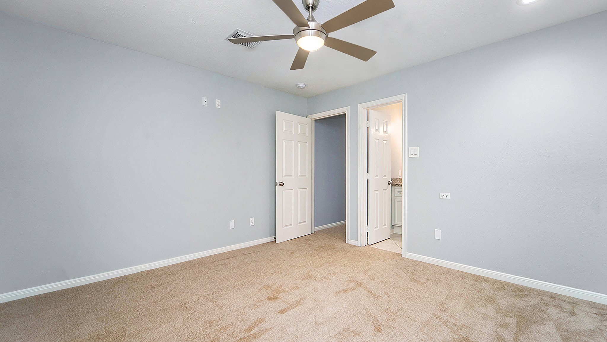 2052 Glencove Drive Property Photo 22