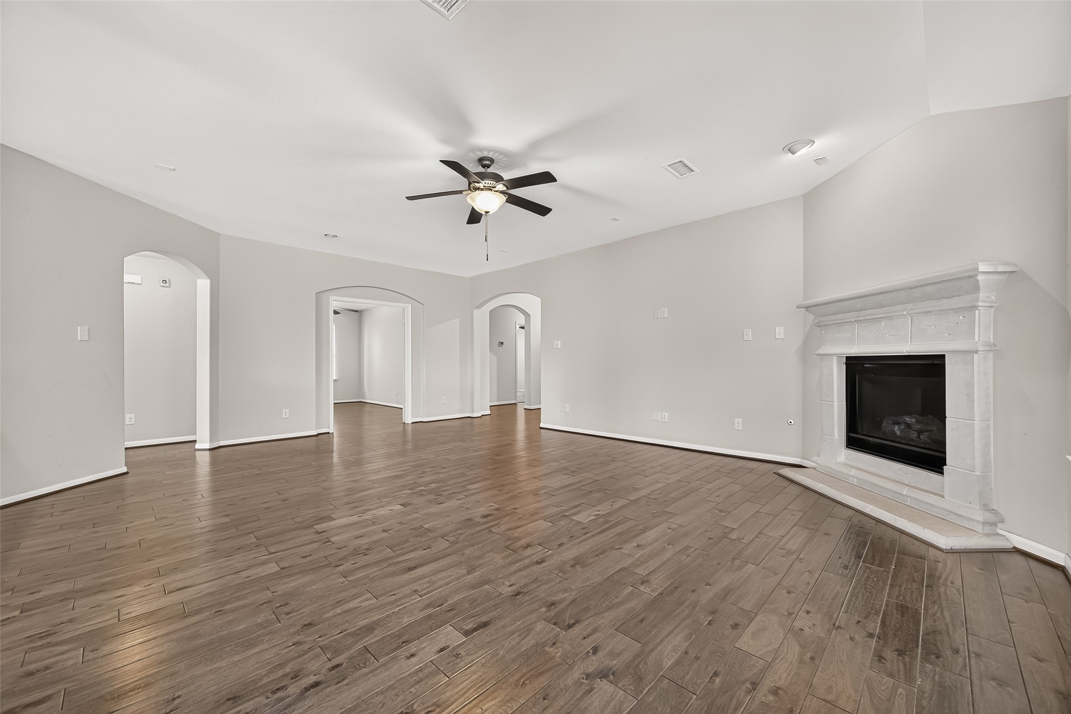 26602 Yukon Straight Drive Property Photo 11