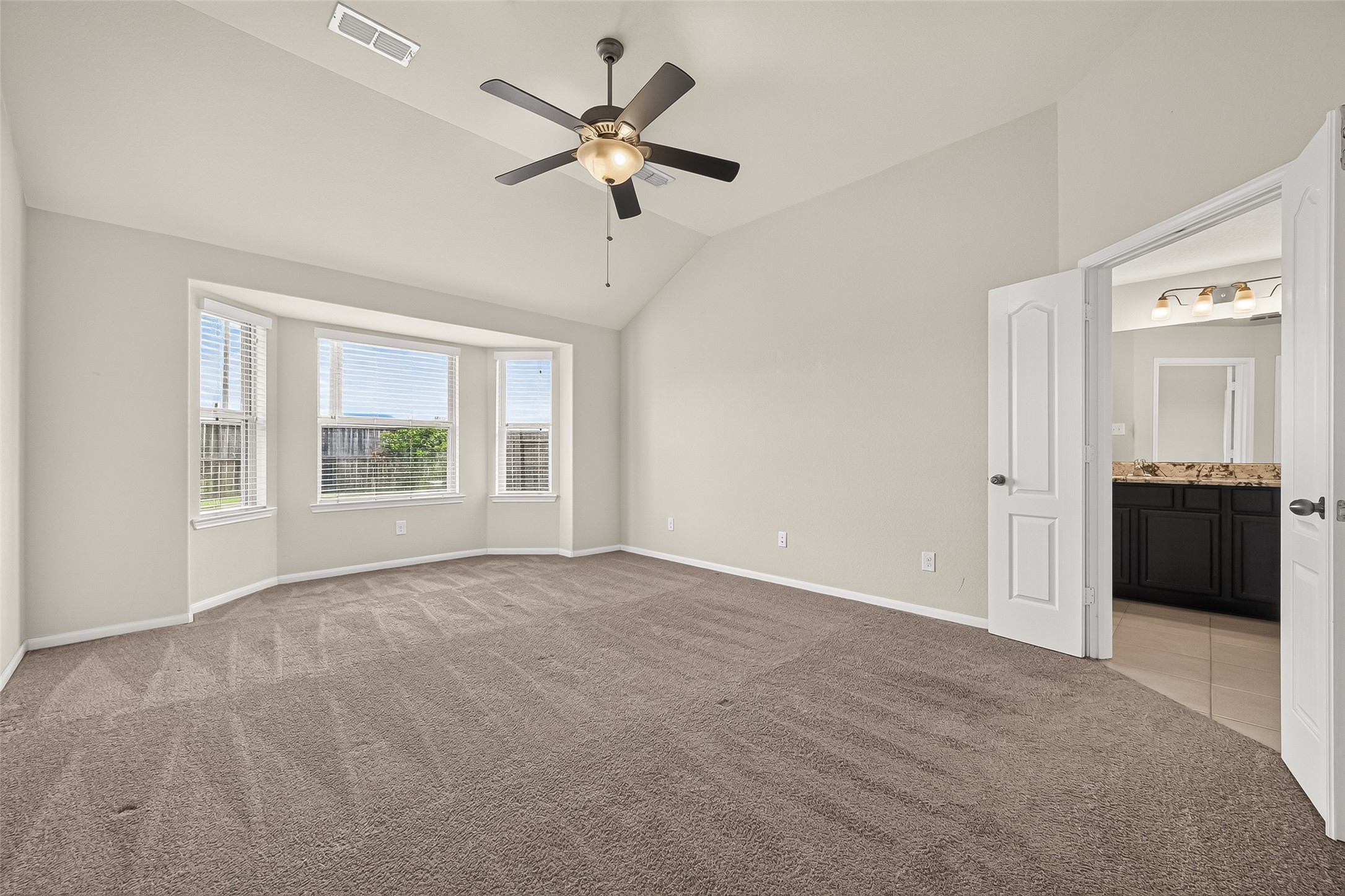 26602 Yukon Straight Drive Property Photo 22