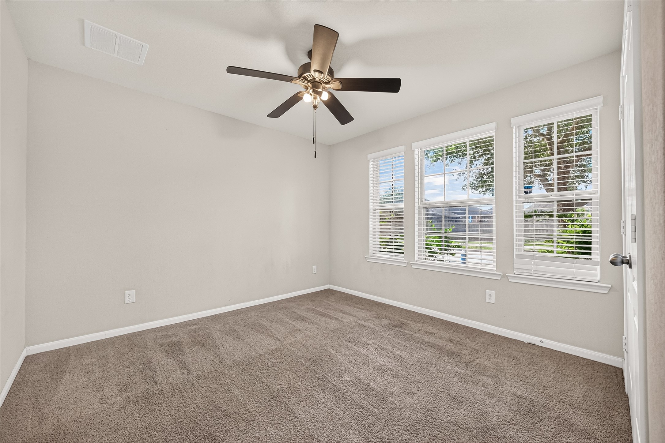 26602 Yukon Straight Drive Property Photo 31