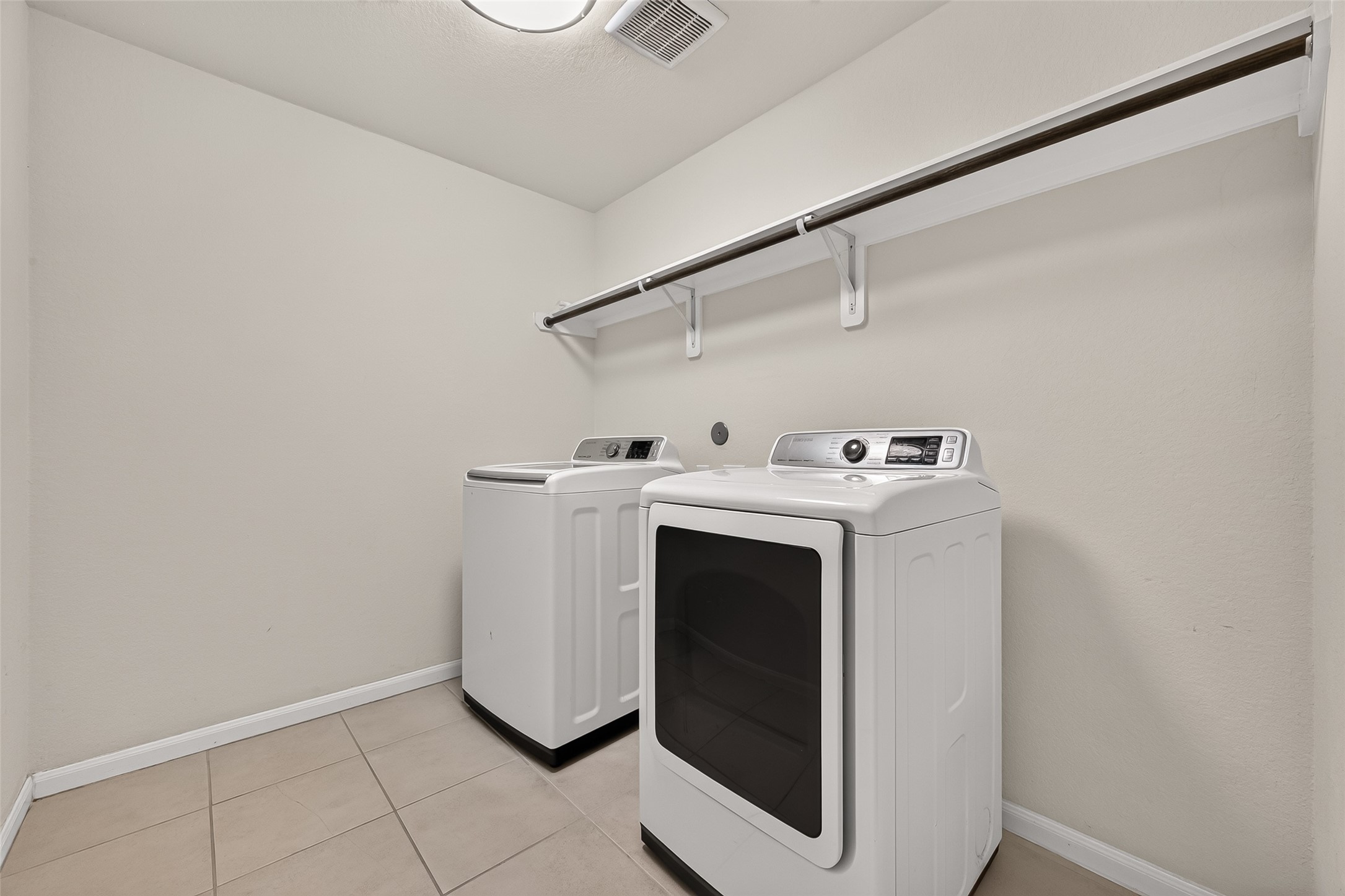 26602 Yukon Straight Drive Property Photo 34