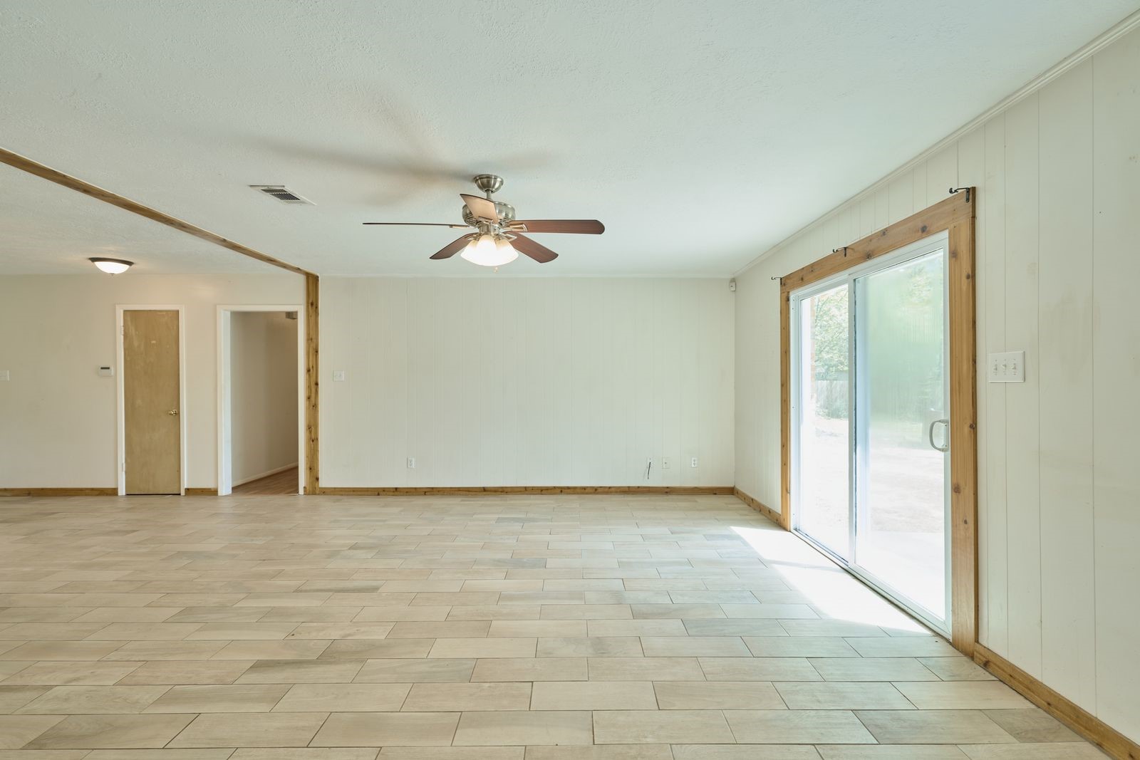1815 Live Oak Drive Property Photo 15