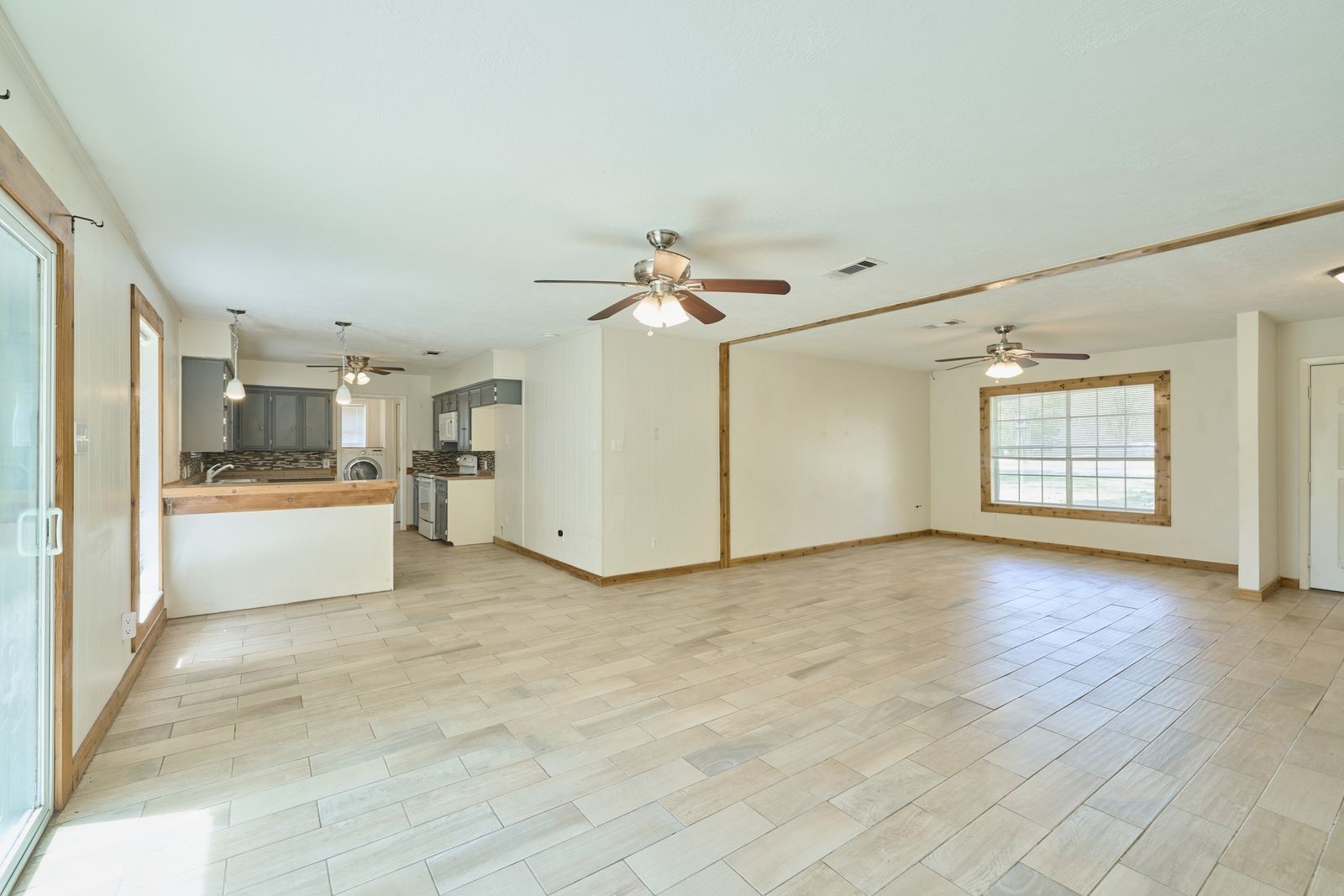 1815 Live Oak Drive Property Photo 16