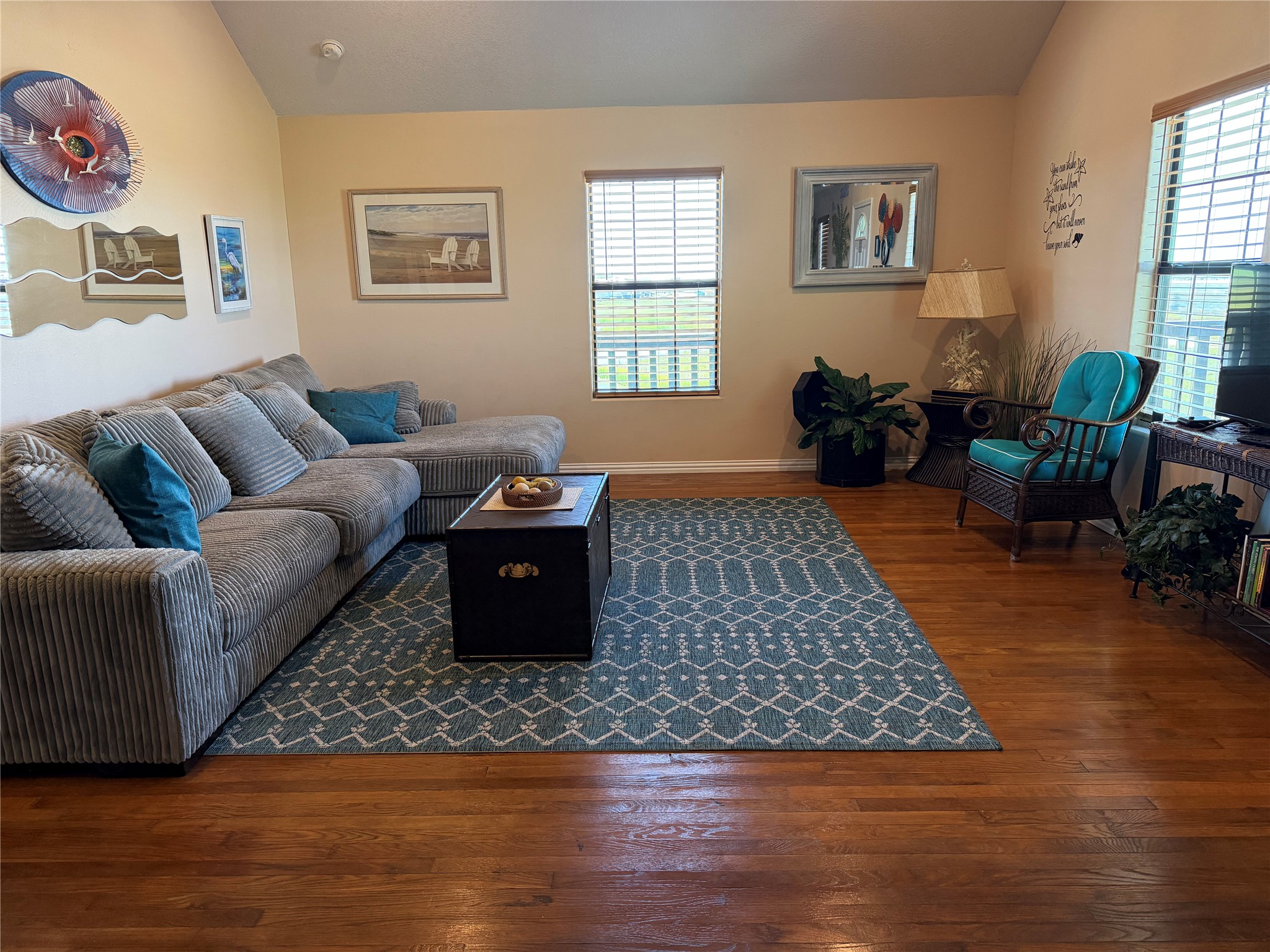 3300 Sailfish Dr Drive S Property Photo 2