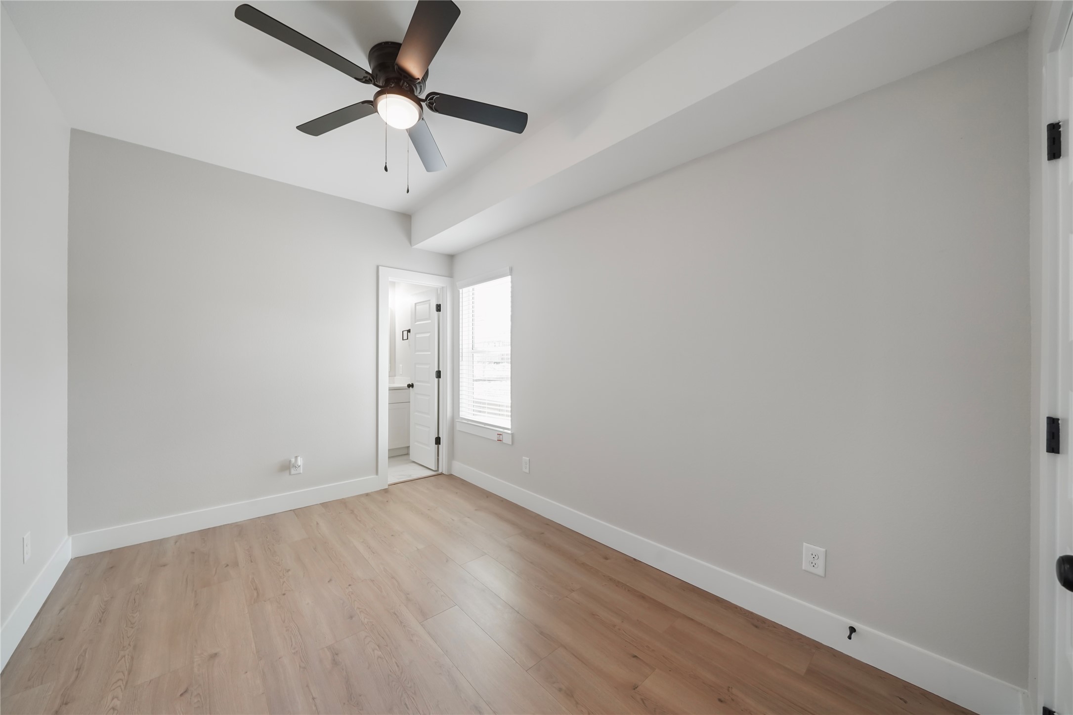 402 E 37th Street B Property Photo 4