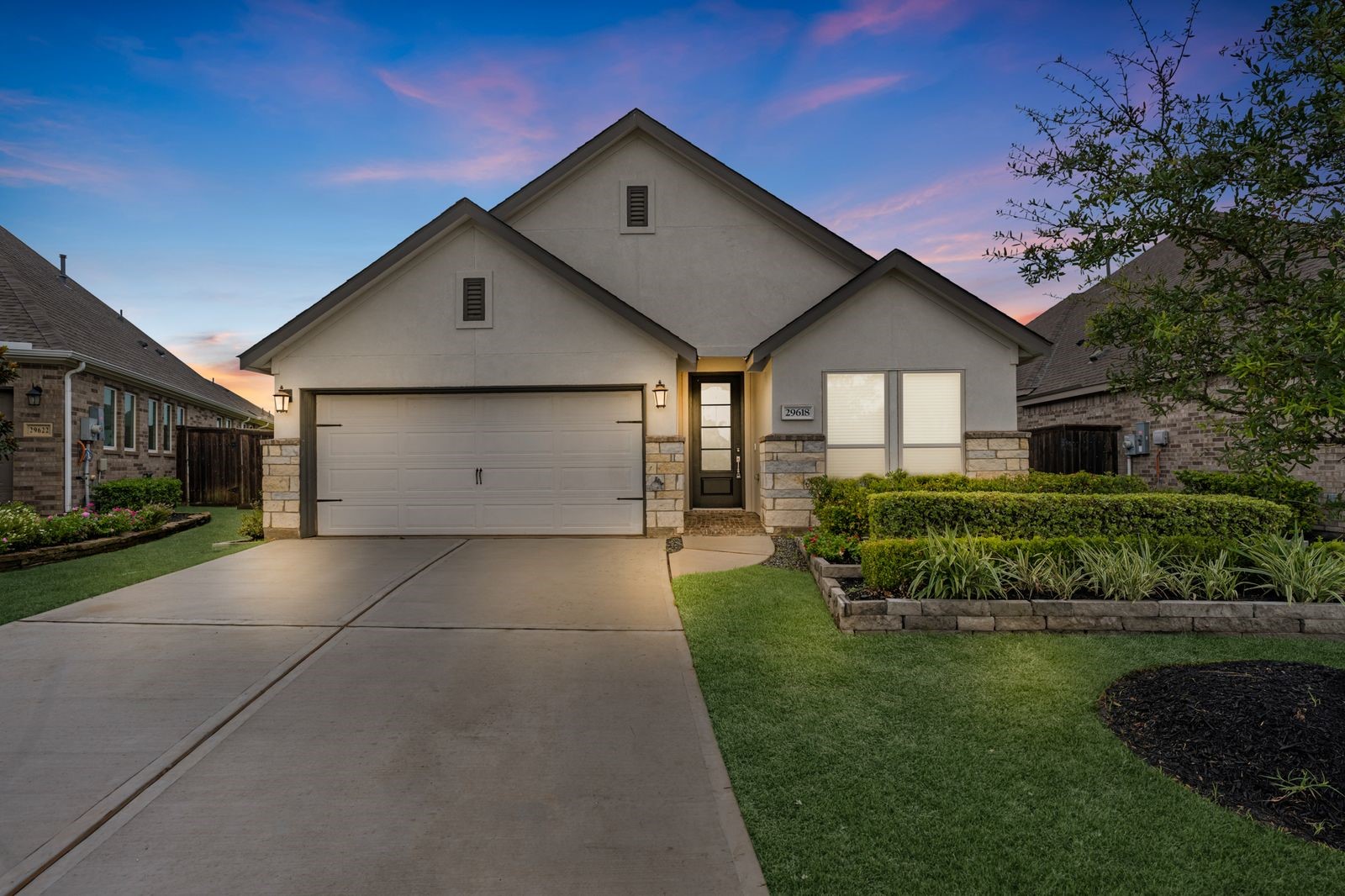 29618 Apple Glen Court Property Photo 1