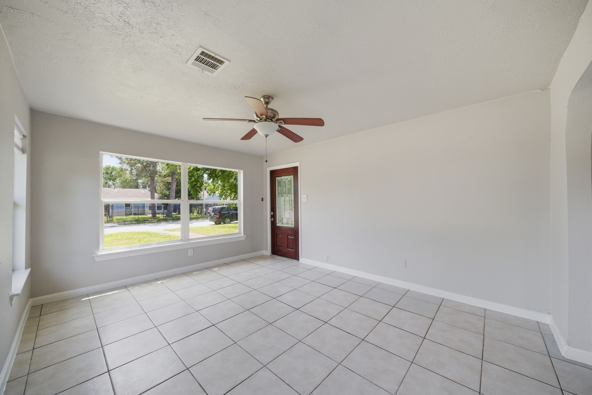 1102 Johnson Street Property Photo 7