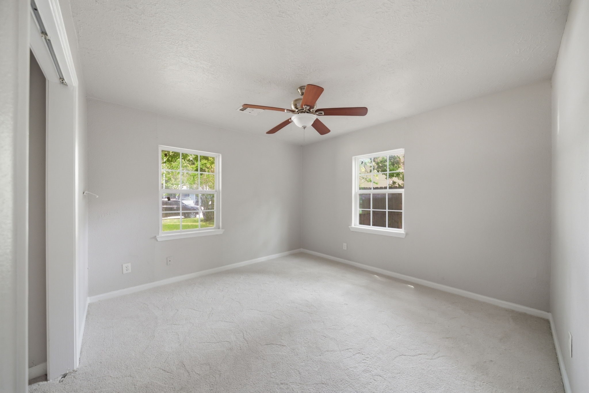 1102 Johnson Street Property Photo 10