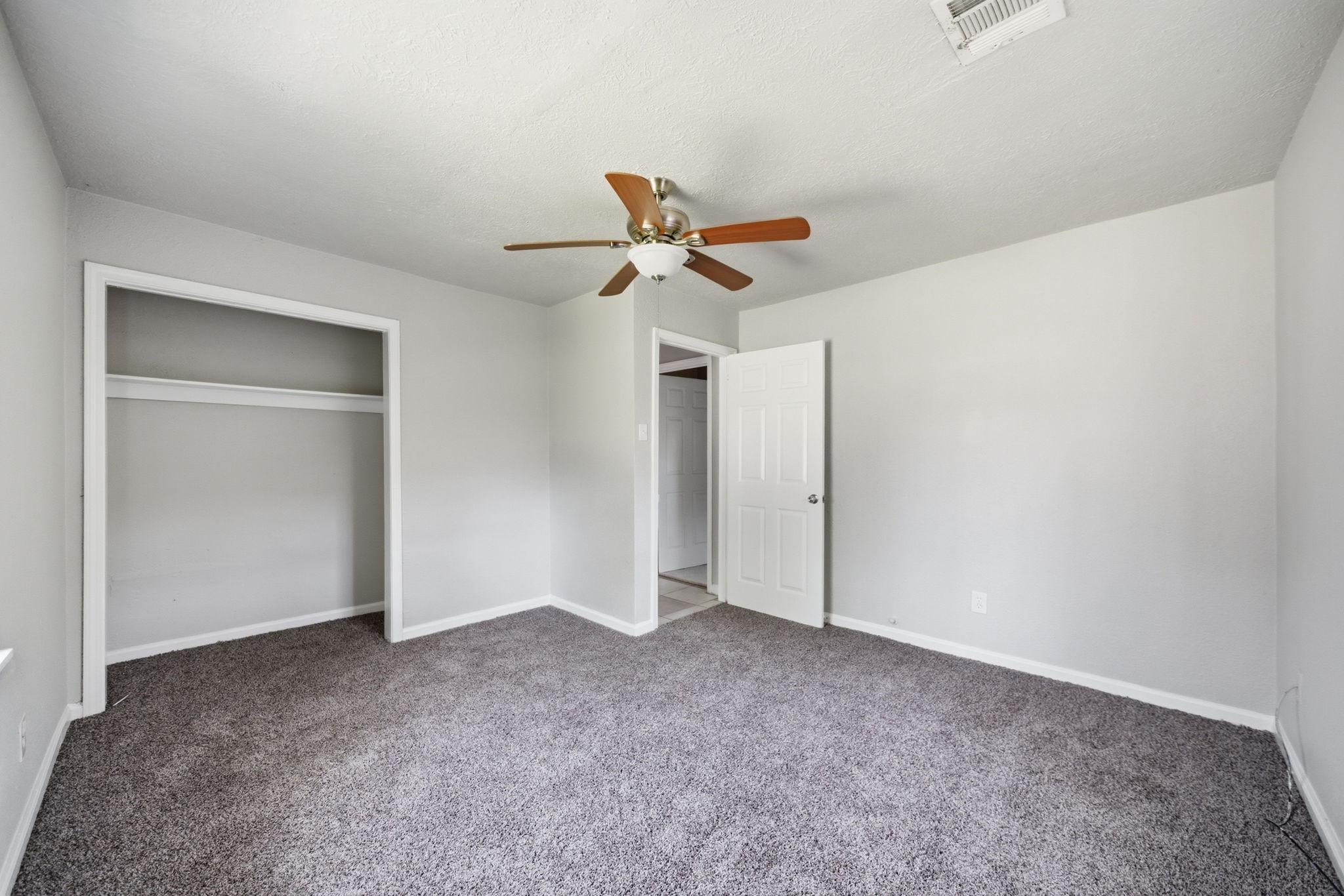 1102 Johnson Street Property Photo 11