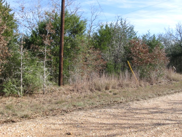 100 Rainbow Circle Property Photo 3