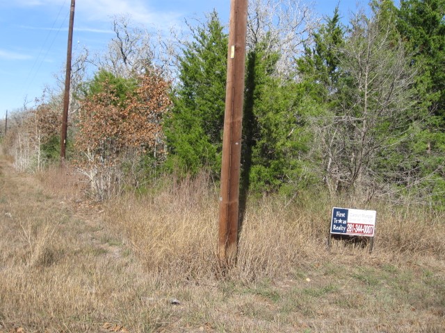 100 Rainbow Circle Property Photo 6