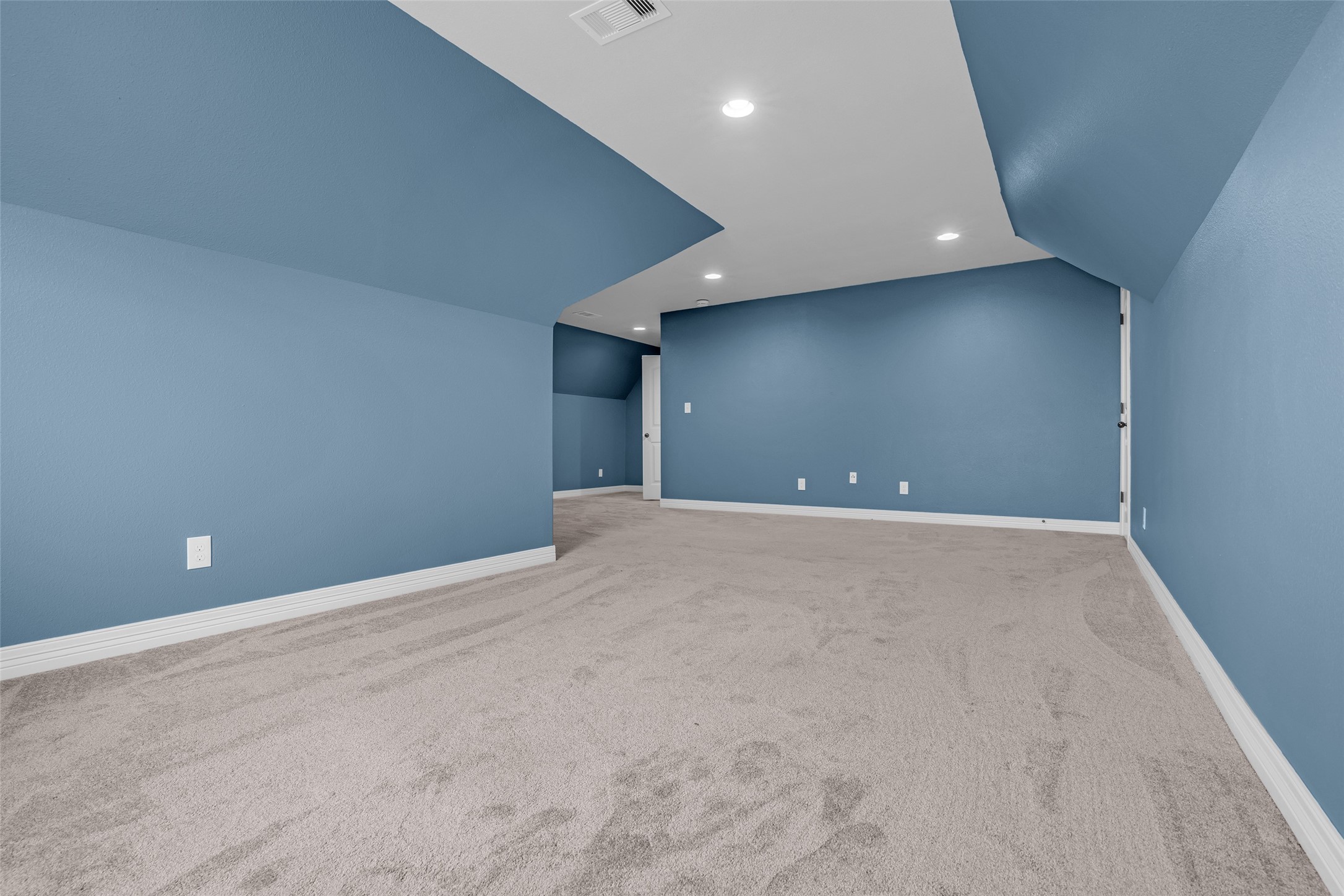 209 Mandavilla Way Property Photo 30