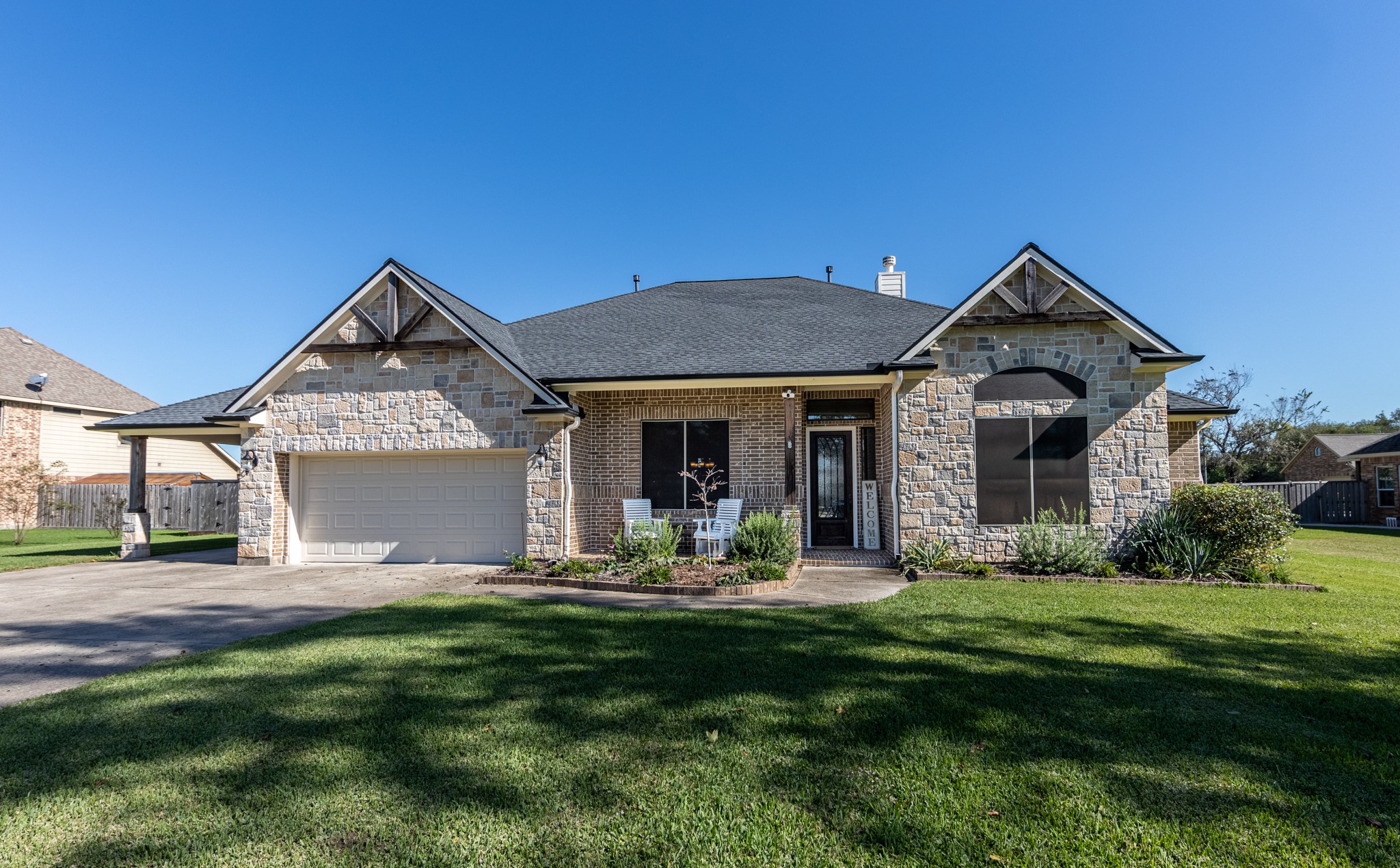 14610 Thunder Bay Property Photo