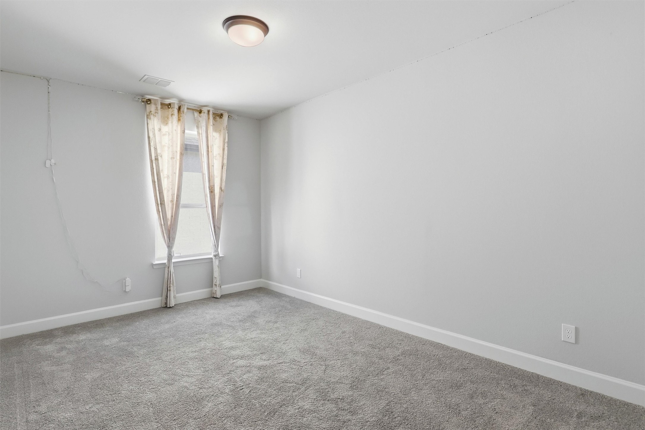 30135 Gold Finch Place Property Photo 37