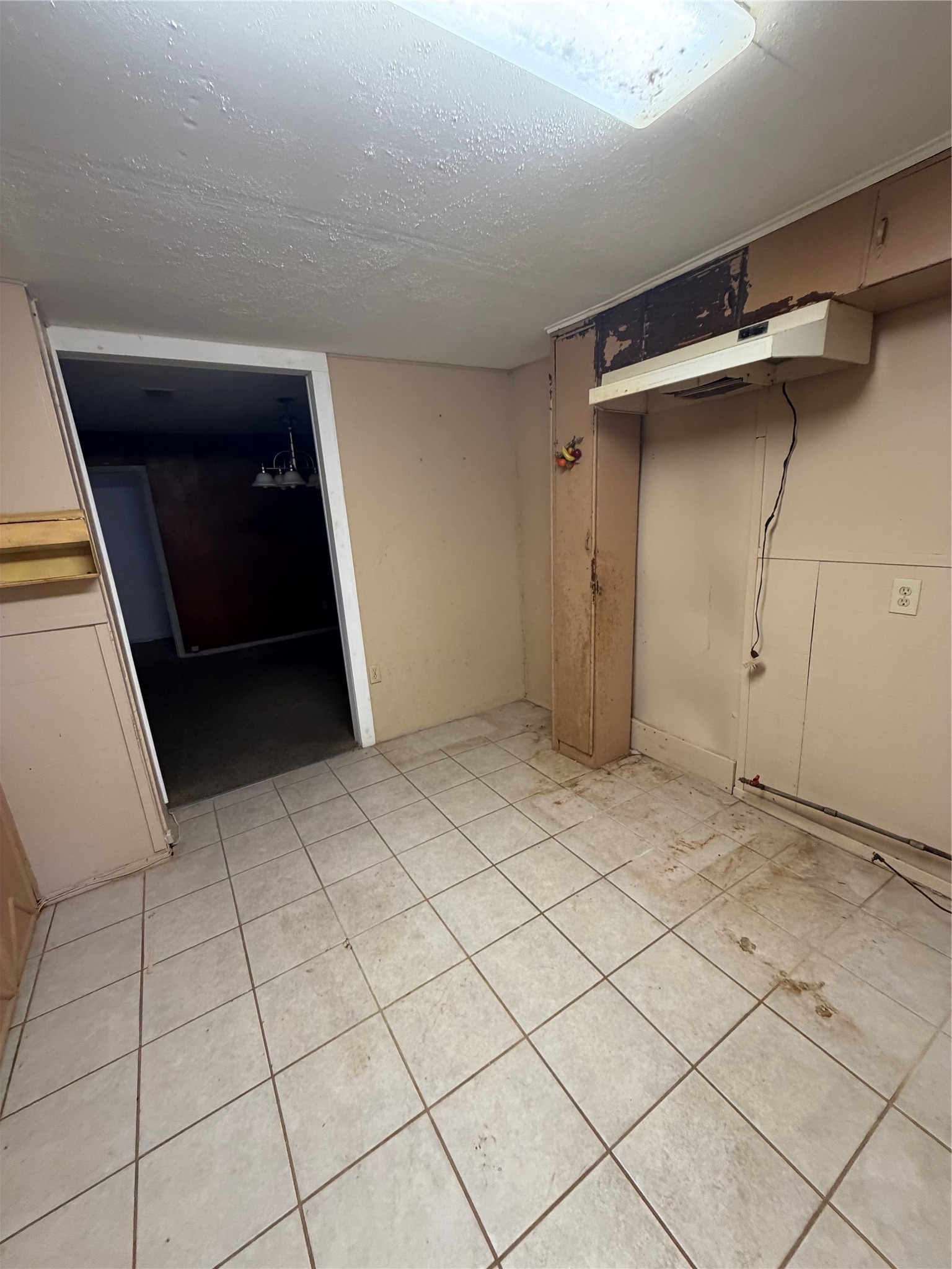 9422 Coffee Street Property Photo 4