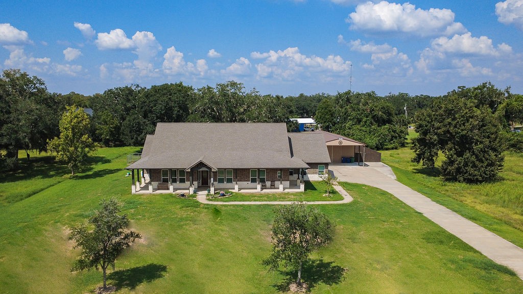 155 Horse Shoe Trail Property Photo 2