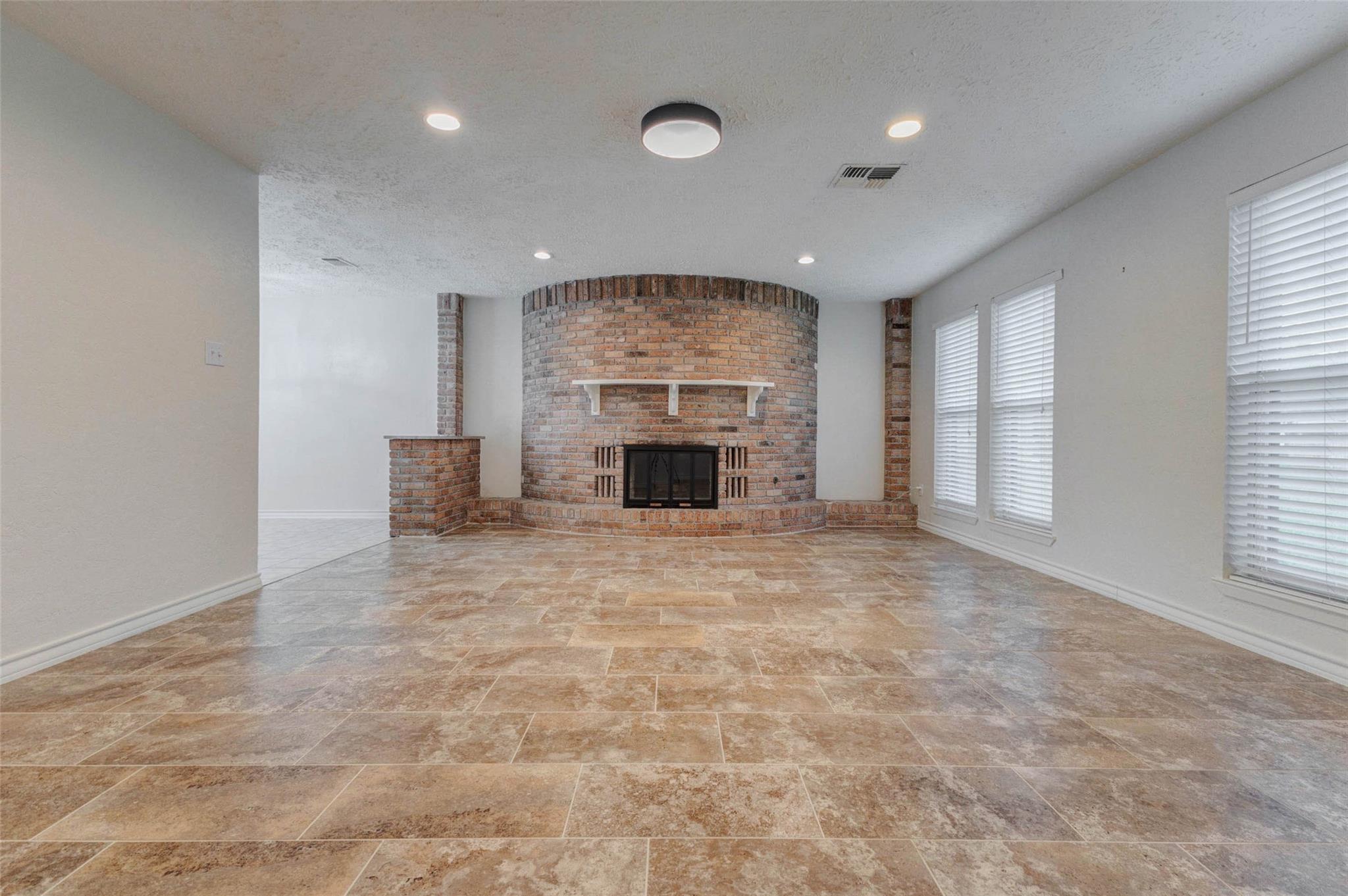 11403 Bonaparte Drive Property Photo 5
