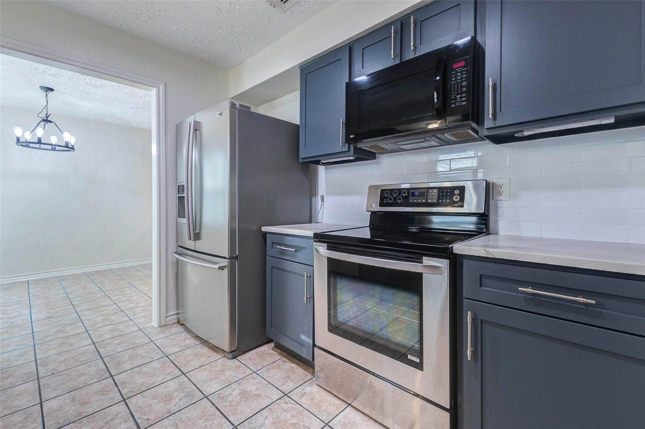 11403 Bonaparte Drive Property Photo 7