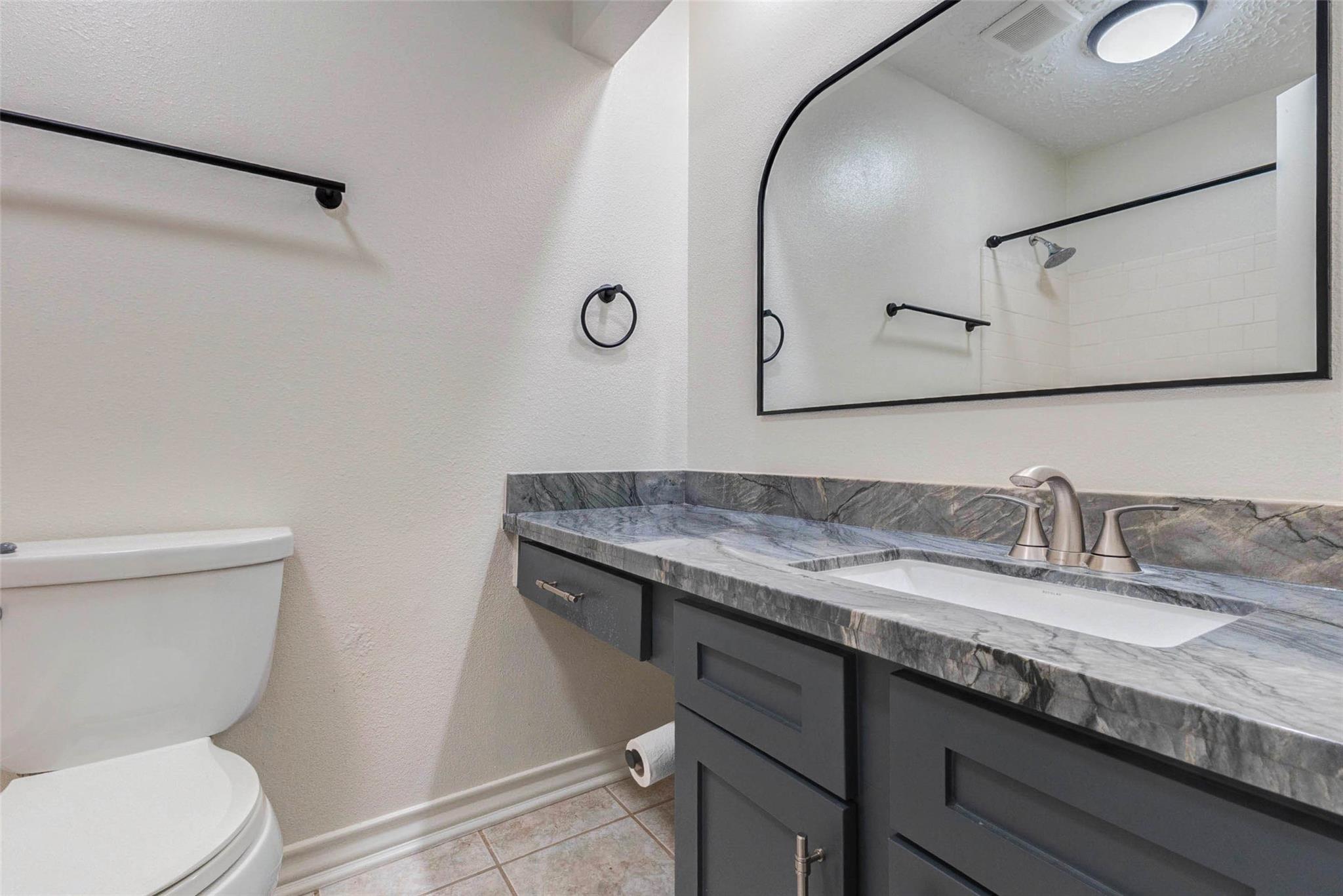 11403 Bonaparte Drive Property Photo 10