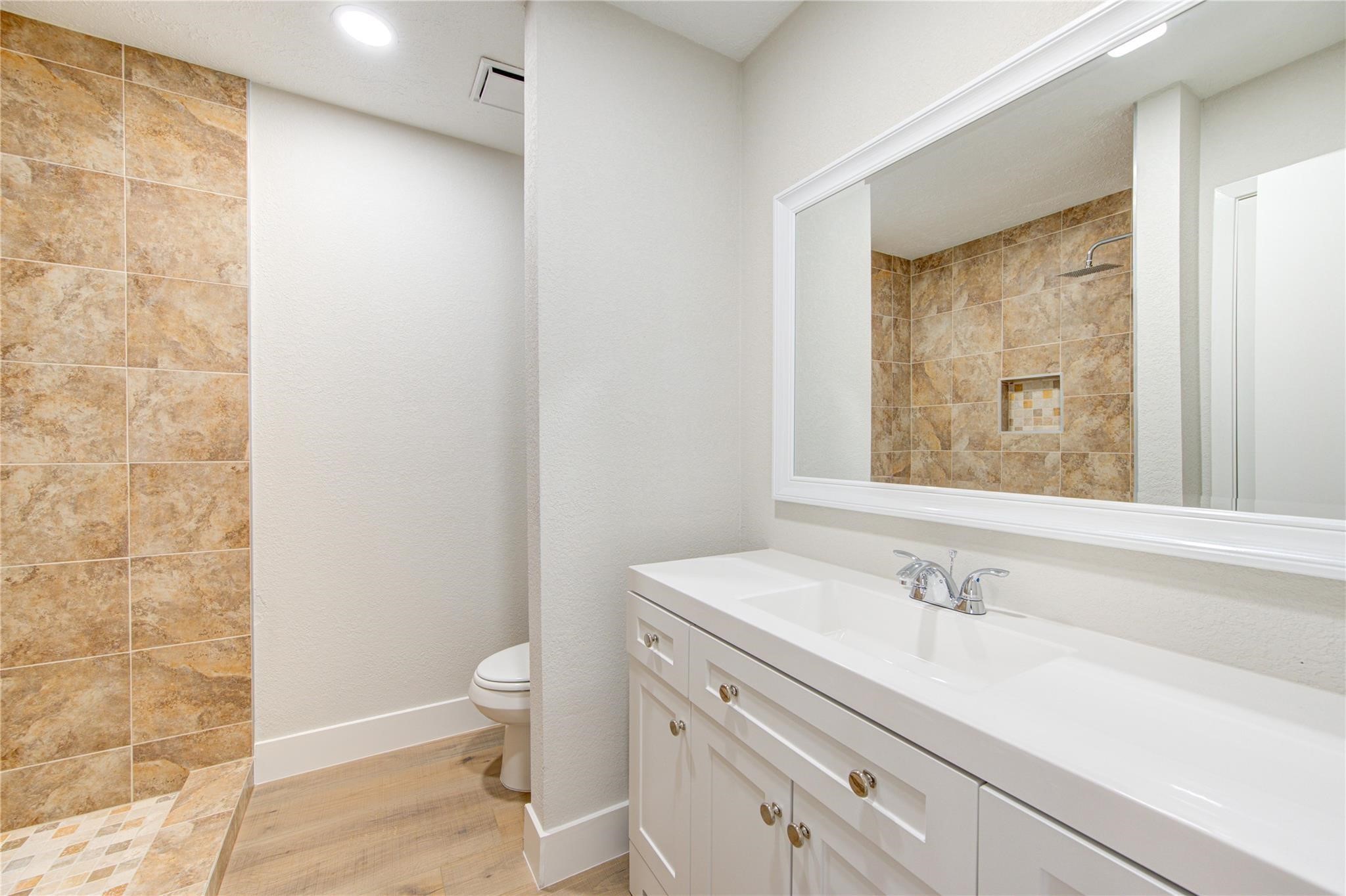328 Meadow Wood Ct Court Property Photo 10