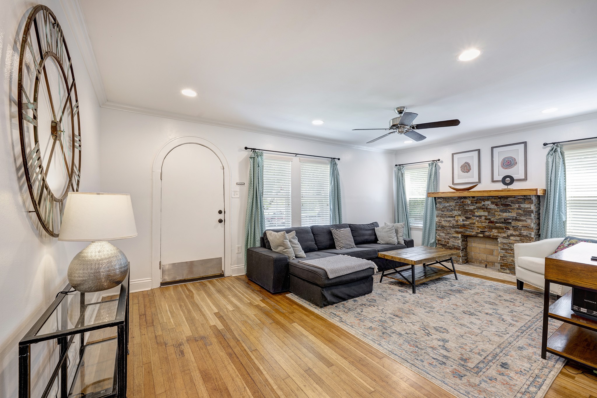 1811 Marshall Street Property Photo 3