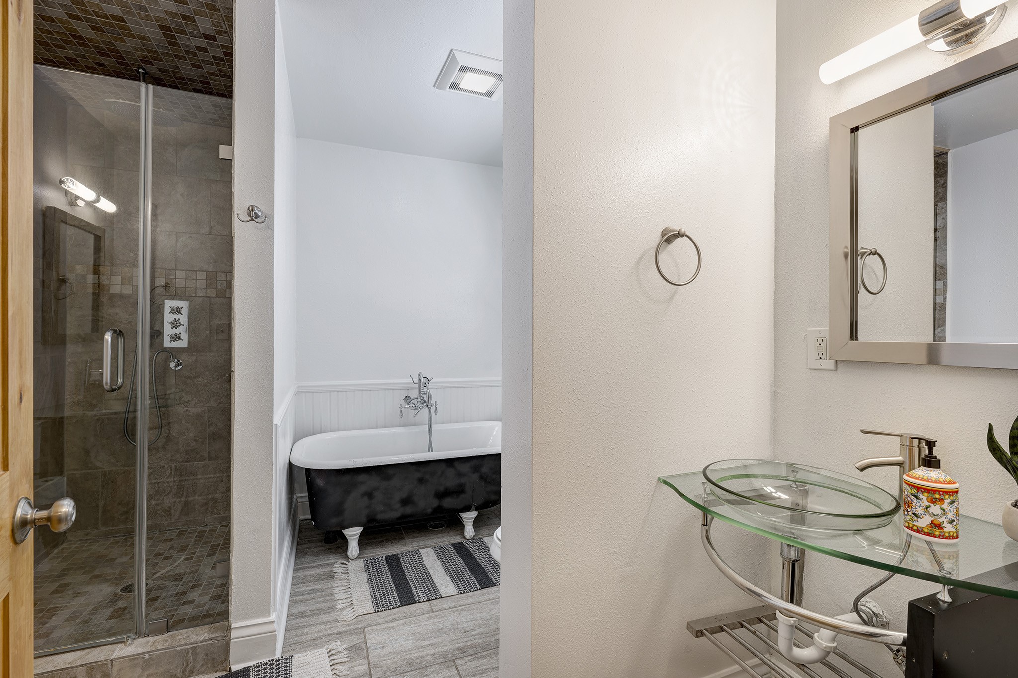 1811 Marshall Street Property Photo 10