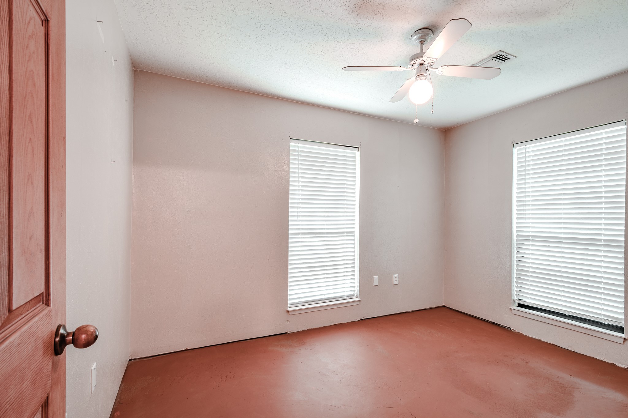 521 Northwood Drive Property Photo 12