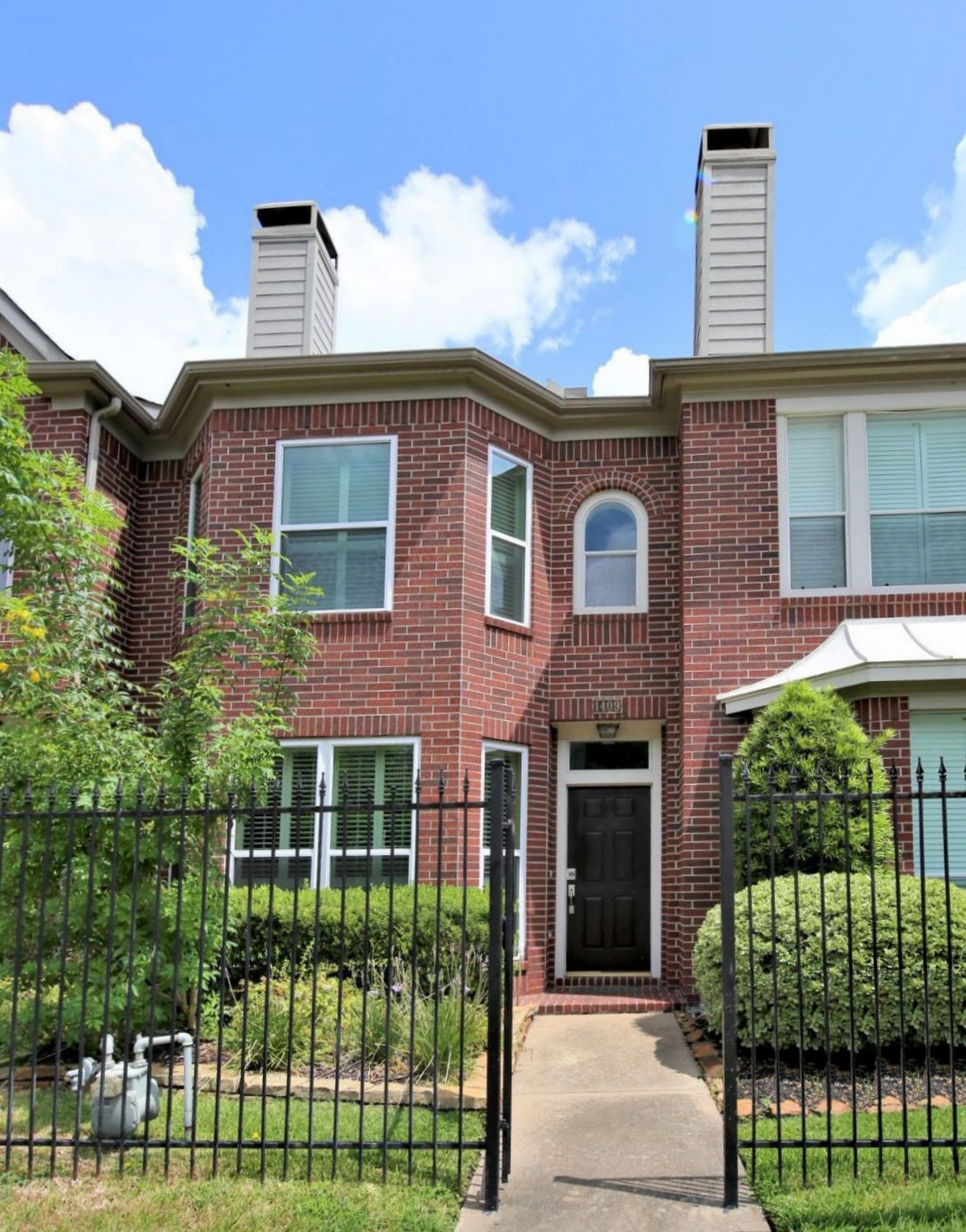 1409 Anita Property Photo 2