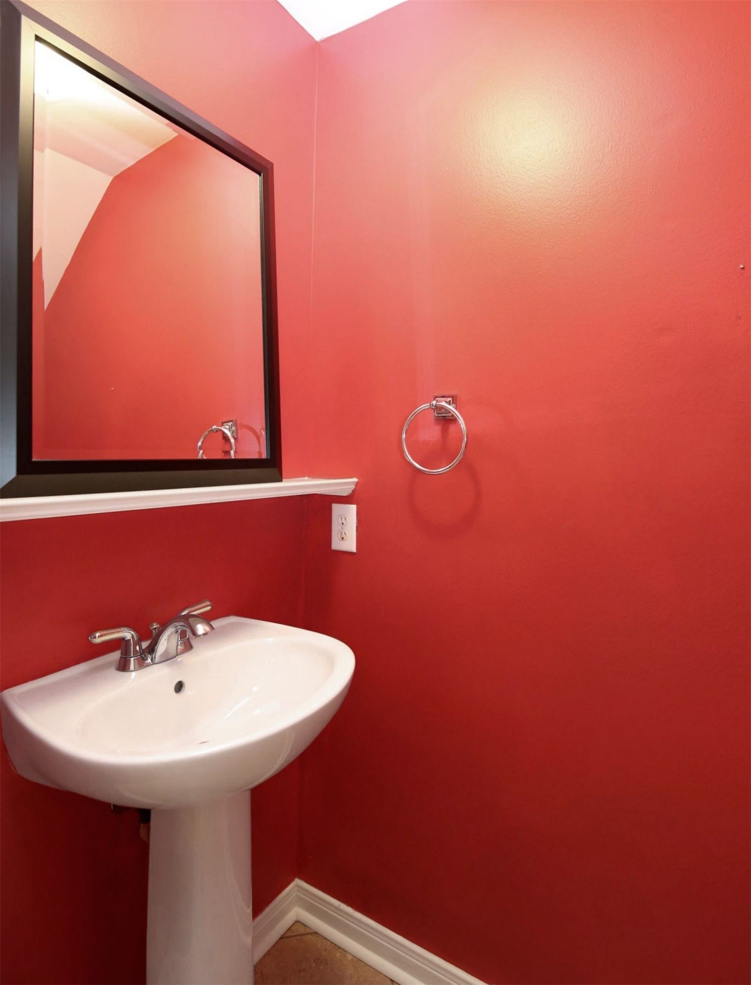 1409 Anita Property Photo 13