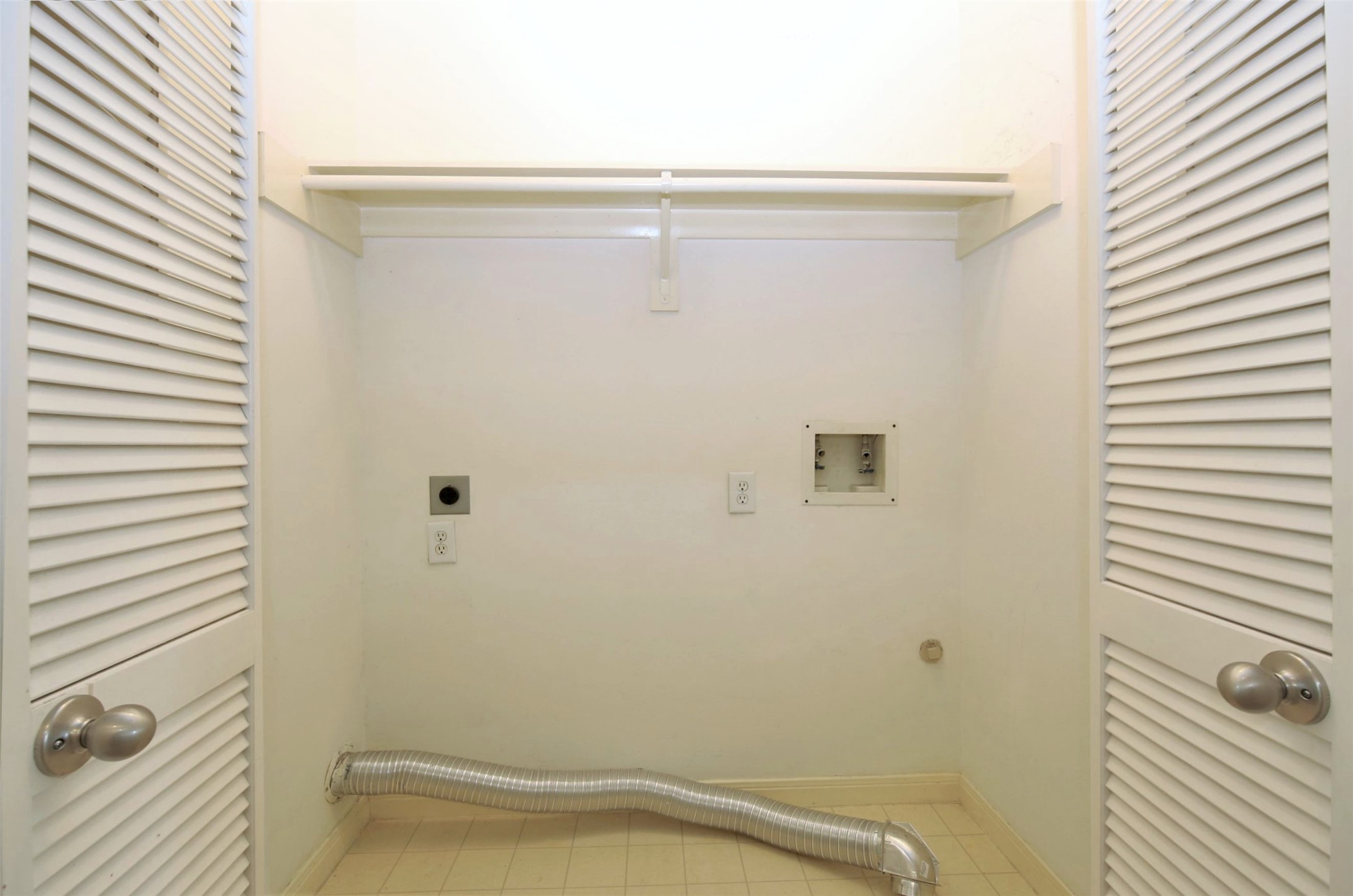 1409 Anita Property Photo 25