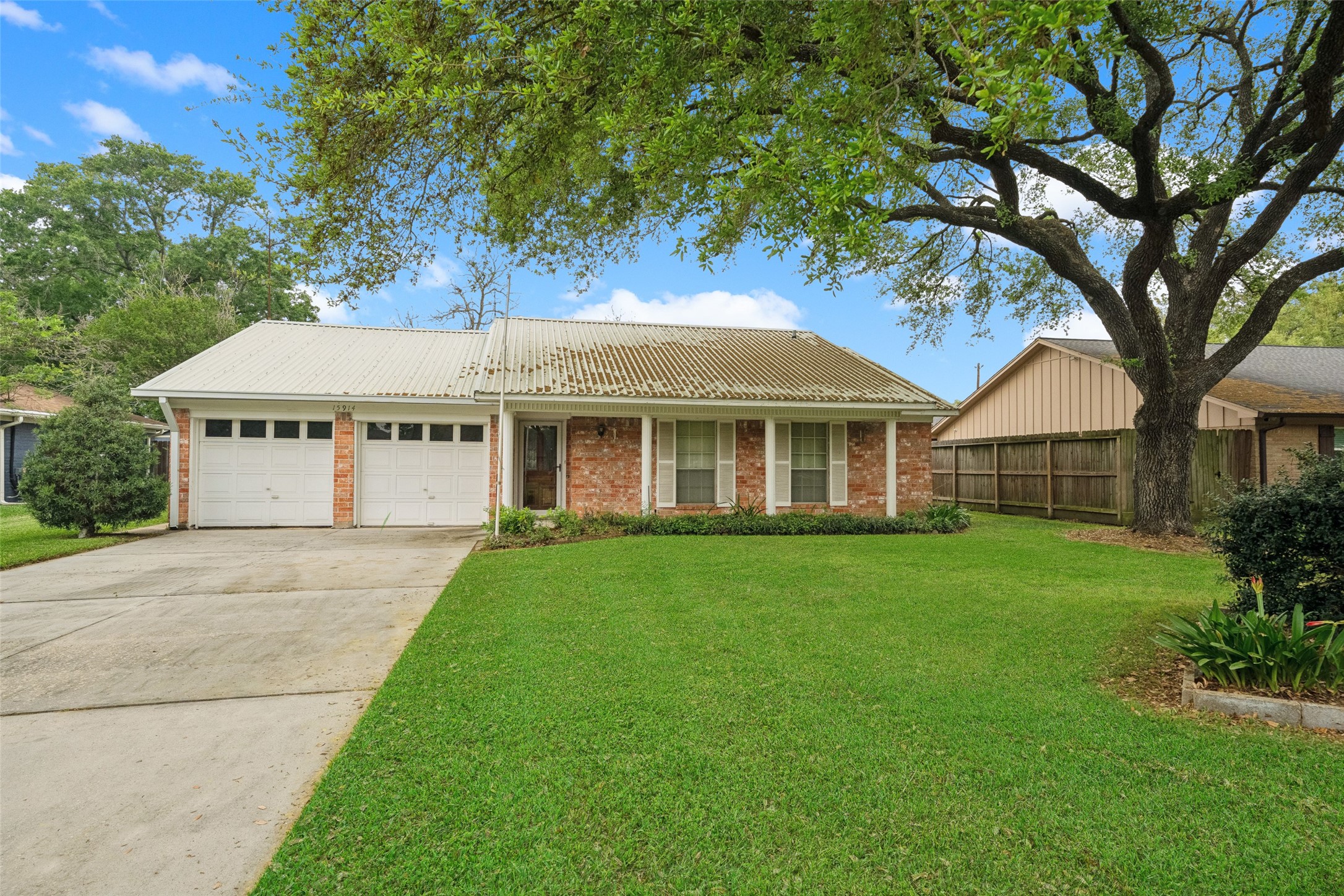 15914 Juneau Lane Property Photo