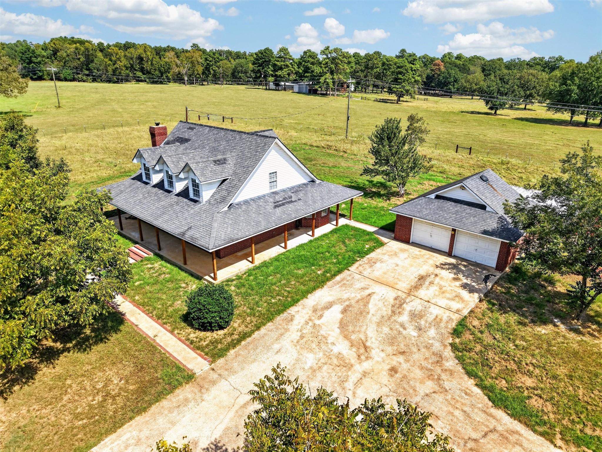 1189 W Fm 861, Elkhart Tx 75839 Property Photo 3