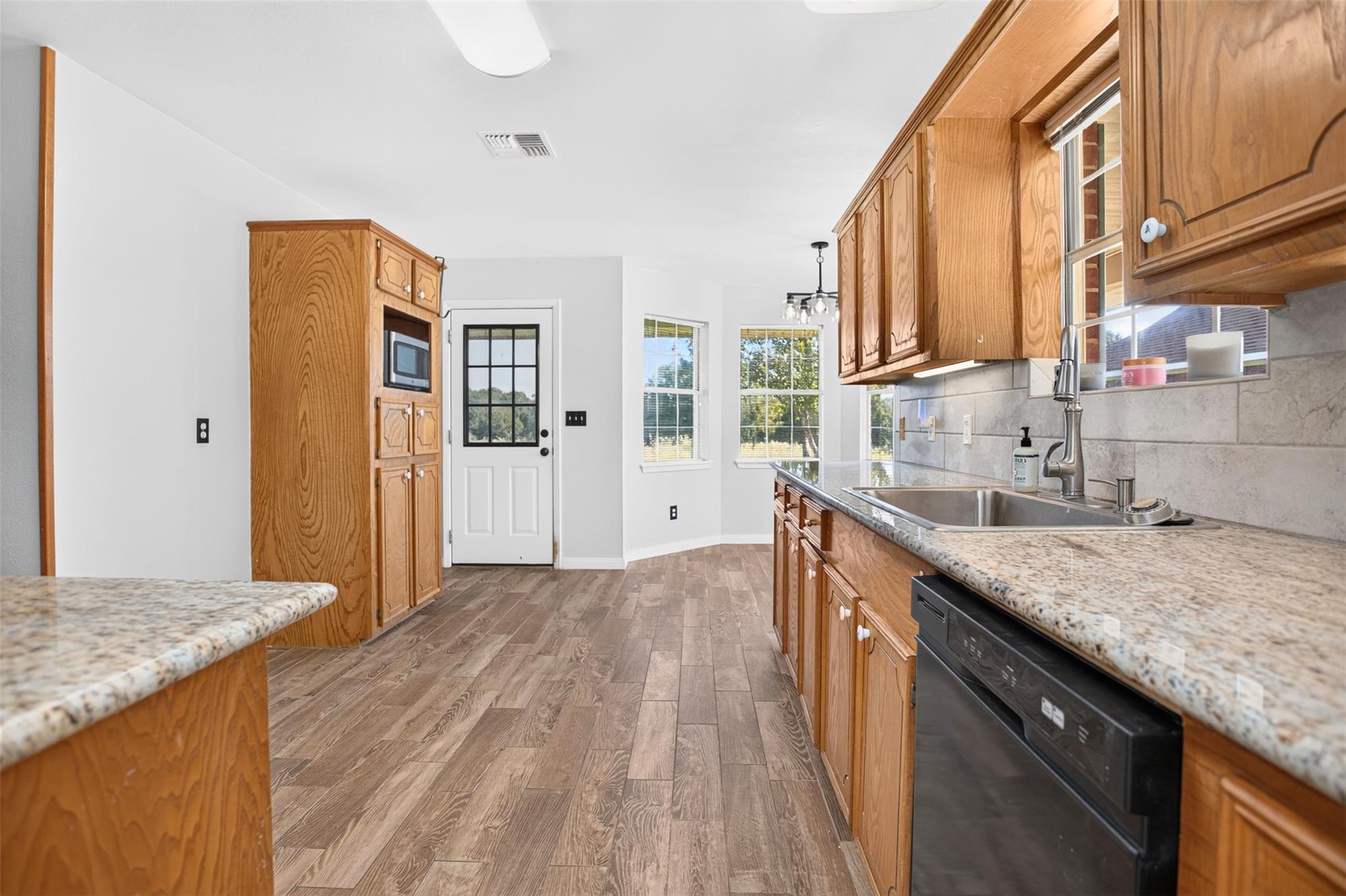 1189 W Fm 861 Property Photo 11