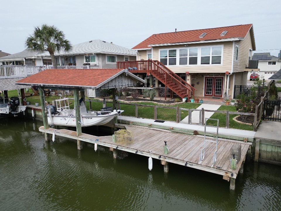 542 Pompano Street Property Photo