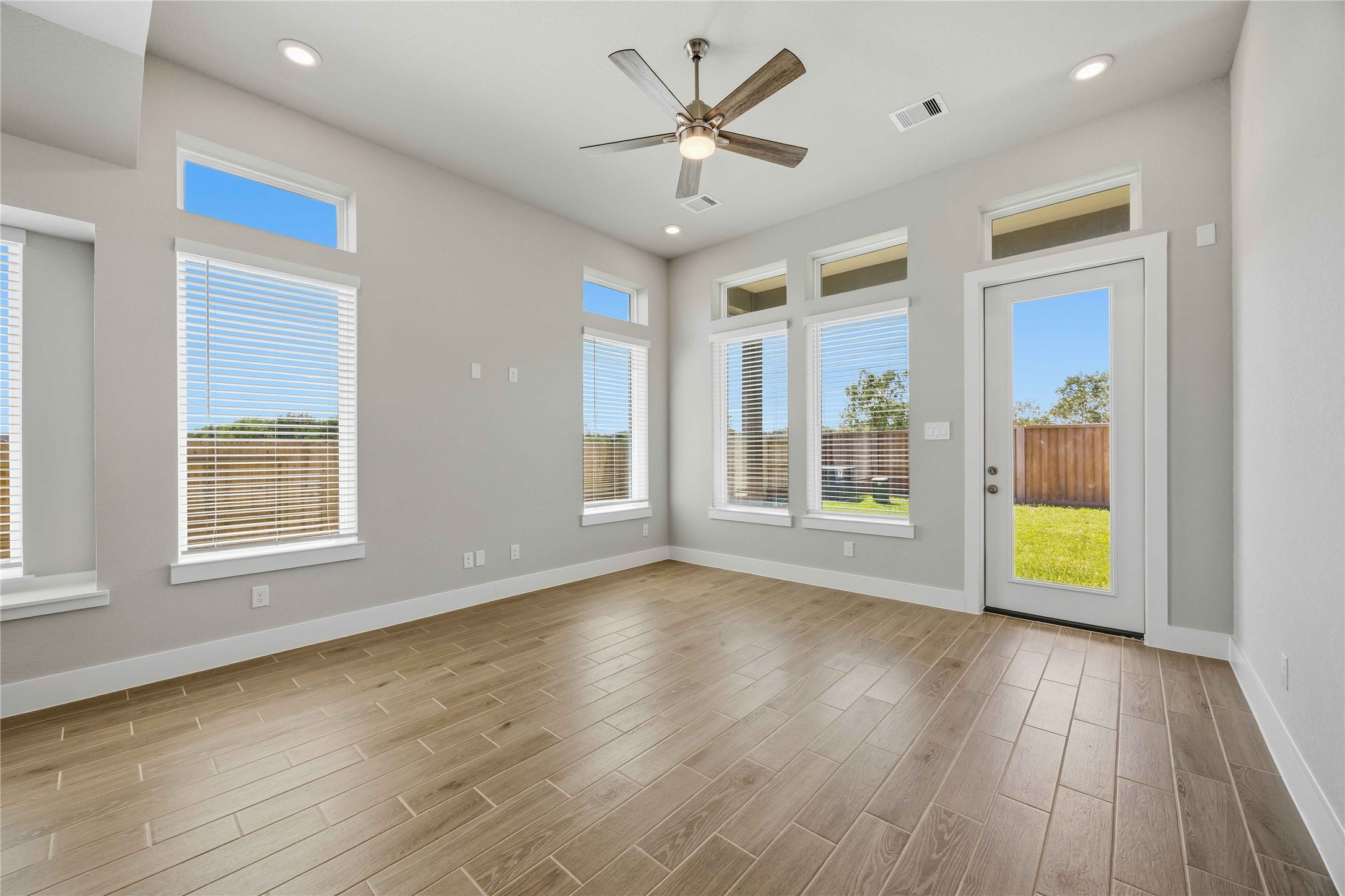 11110 Bluebonnet Prairie Lane Property Photo 16